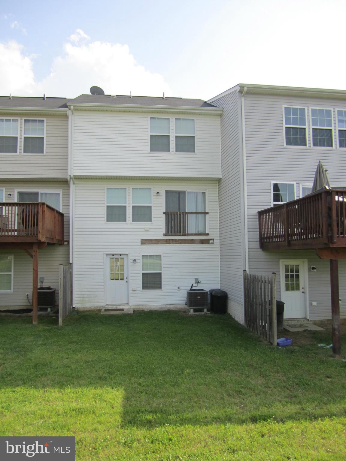 MANOR PARK - Residential