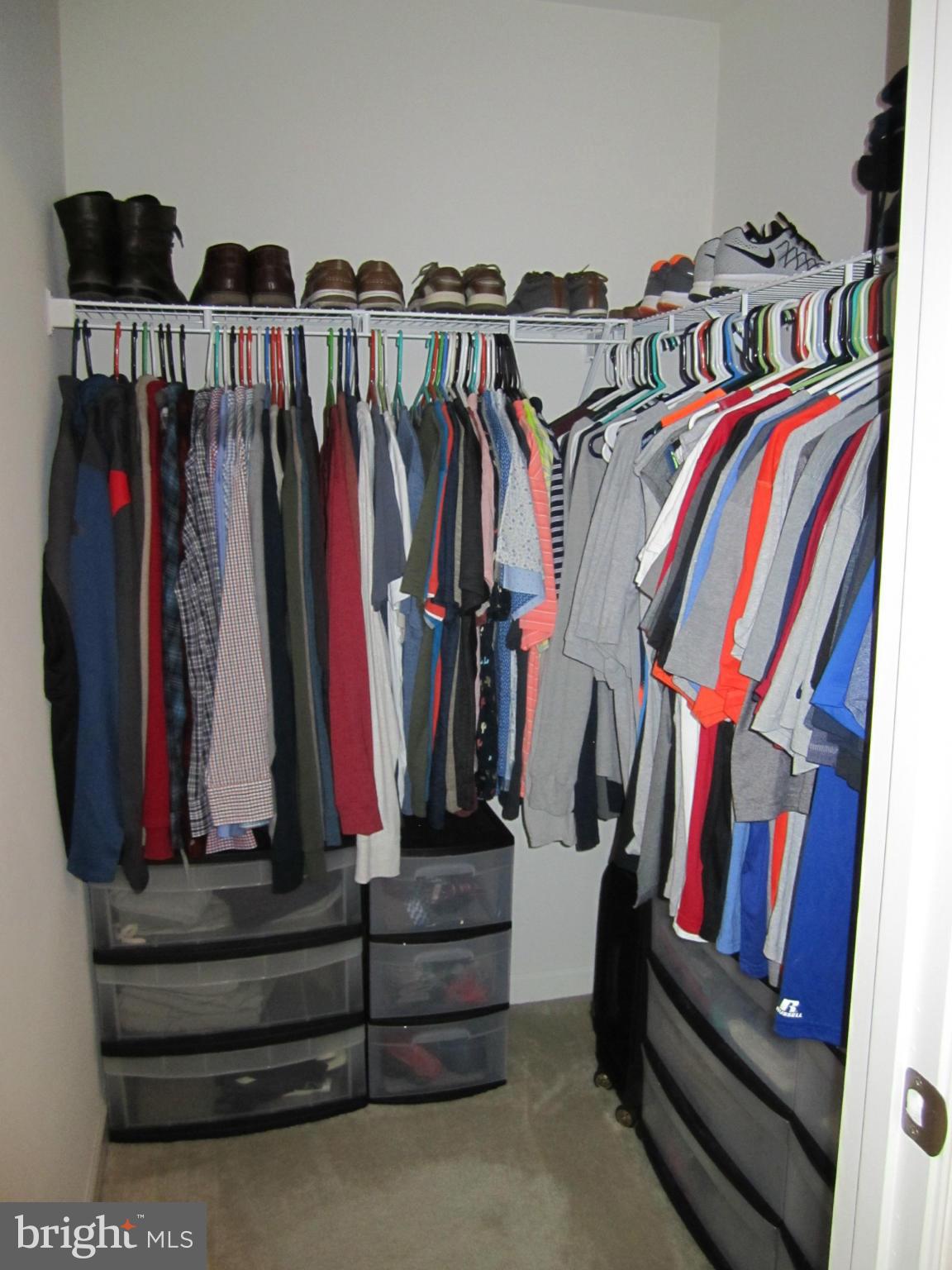 MANOR PARK - Residential