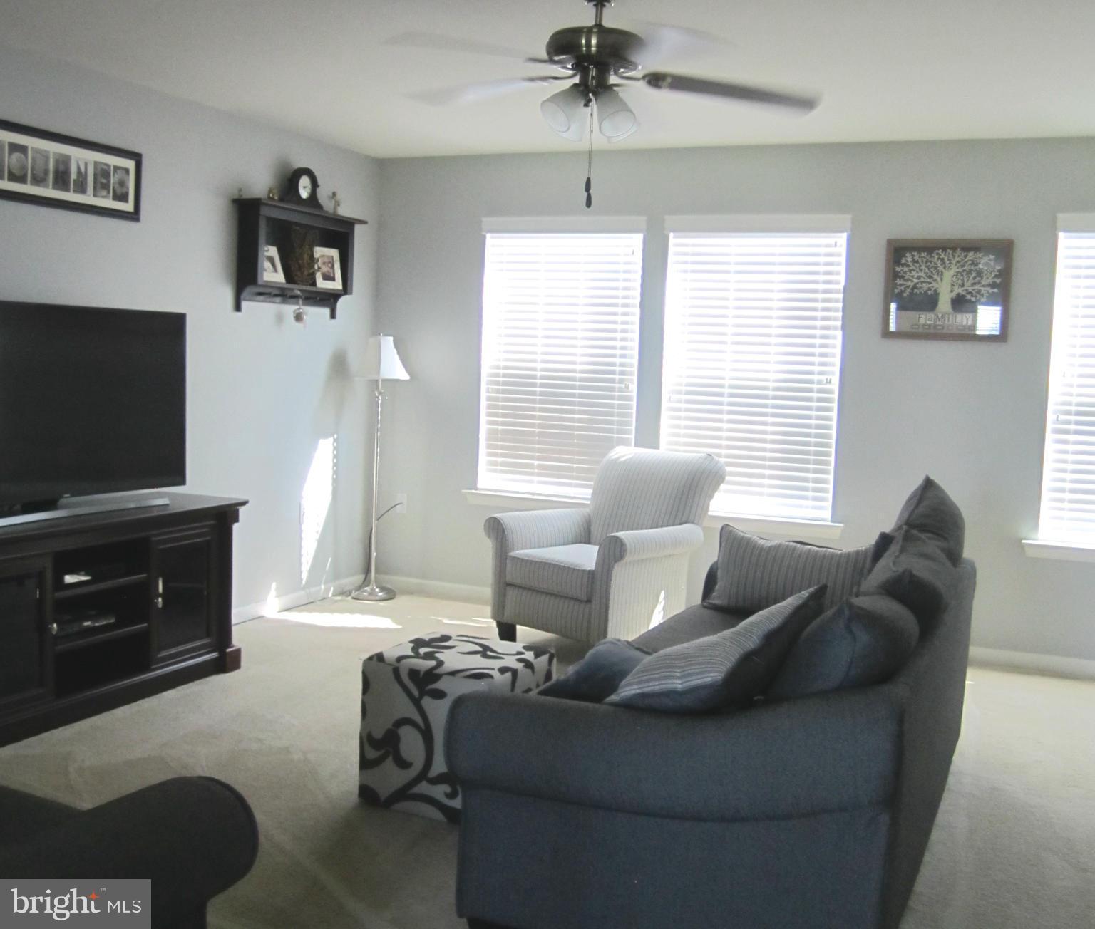 MANOR PARK - Residential