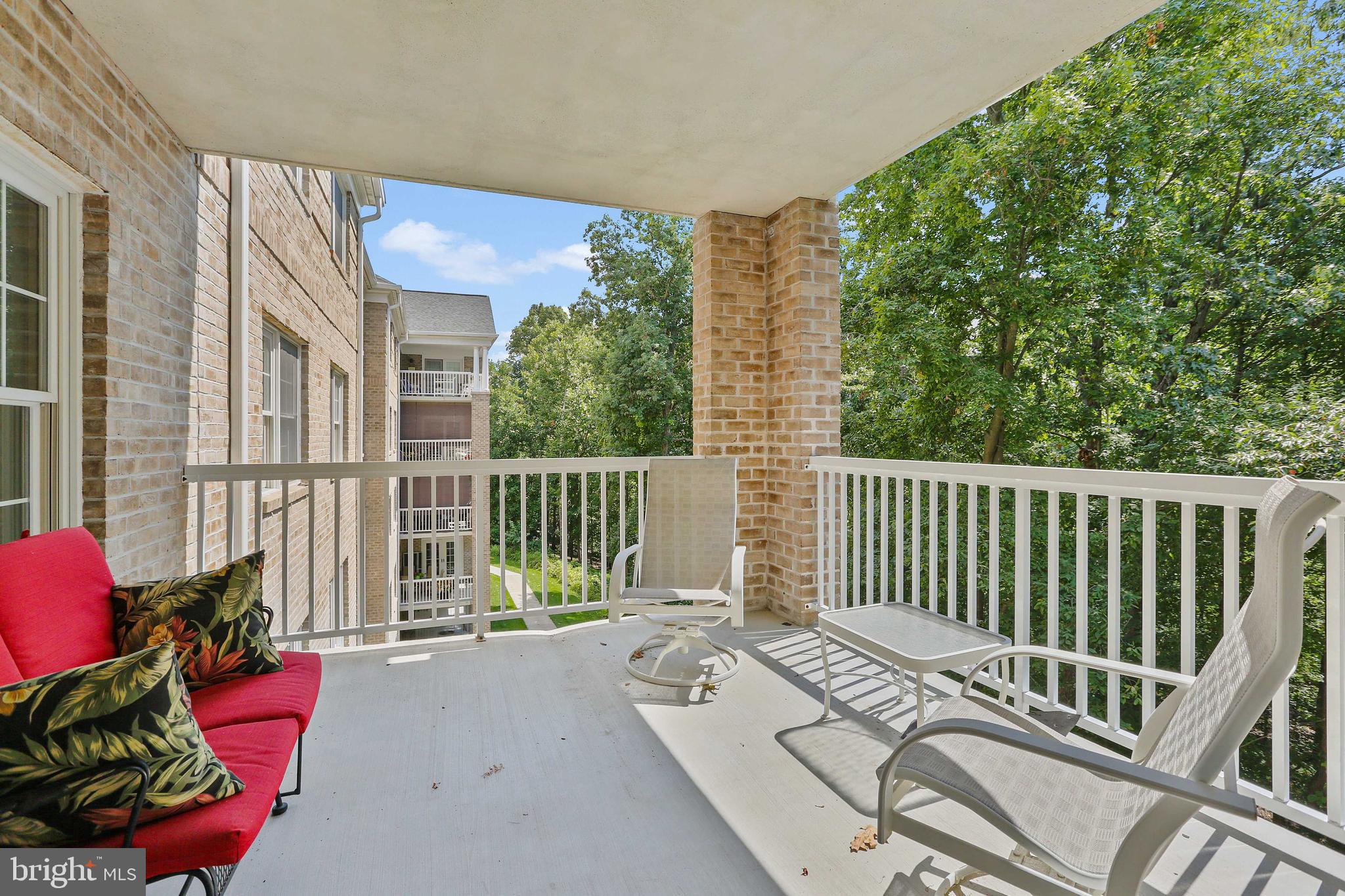 BELMONT FOREST - Residential