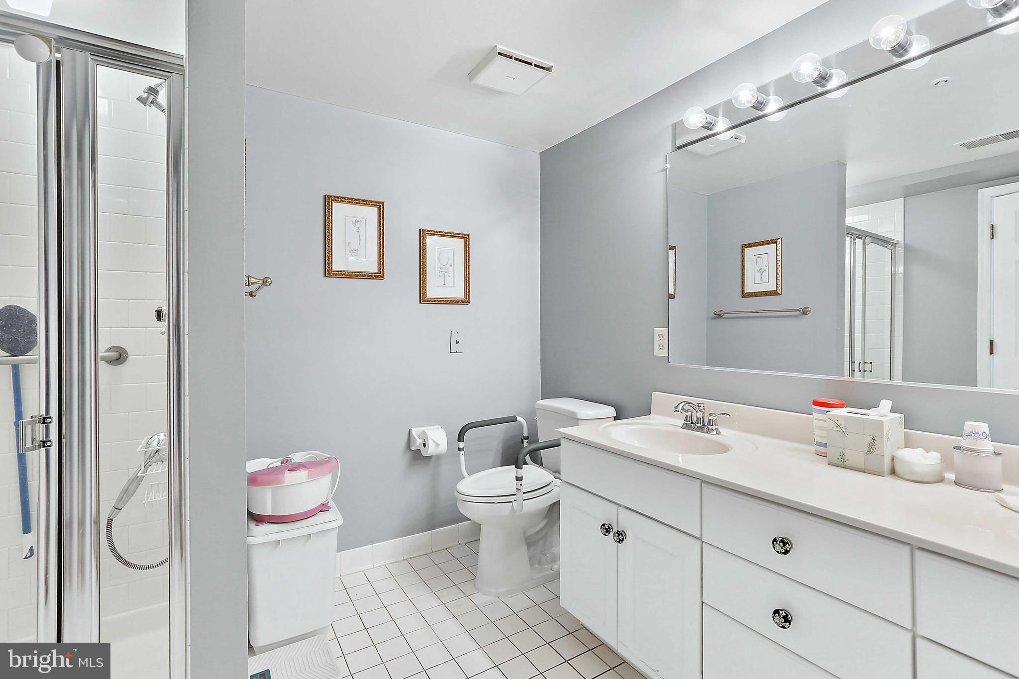 BELMONT FOREST - Residential