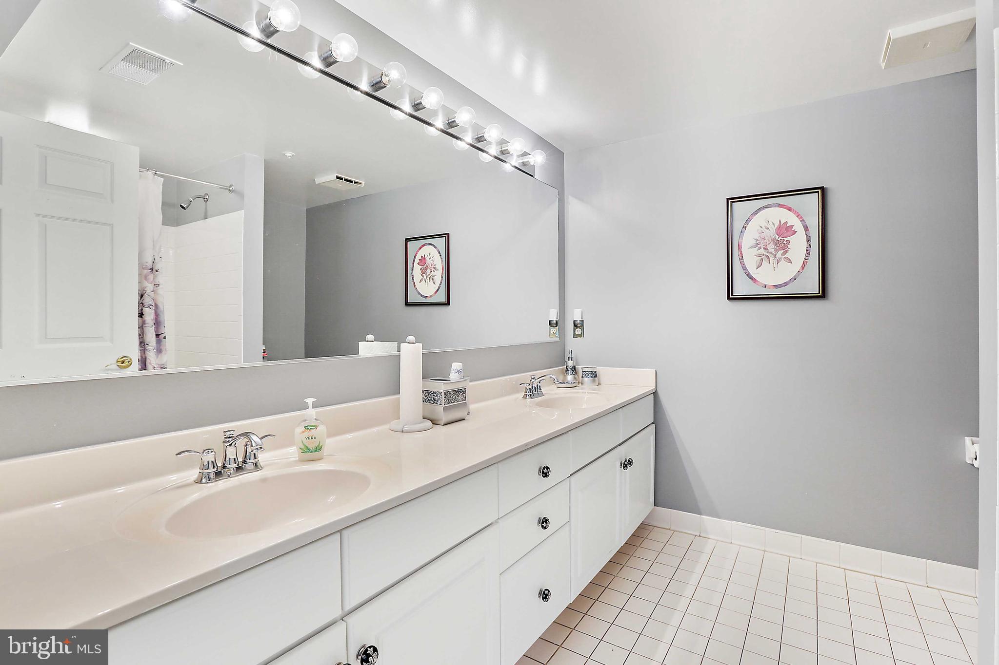 BELMONT FOREST - Residential