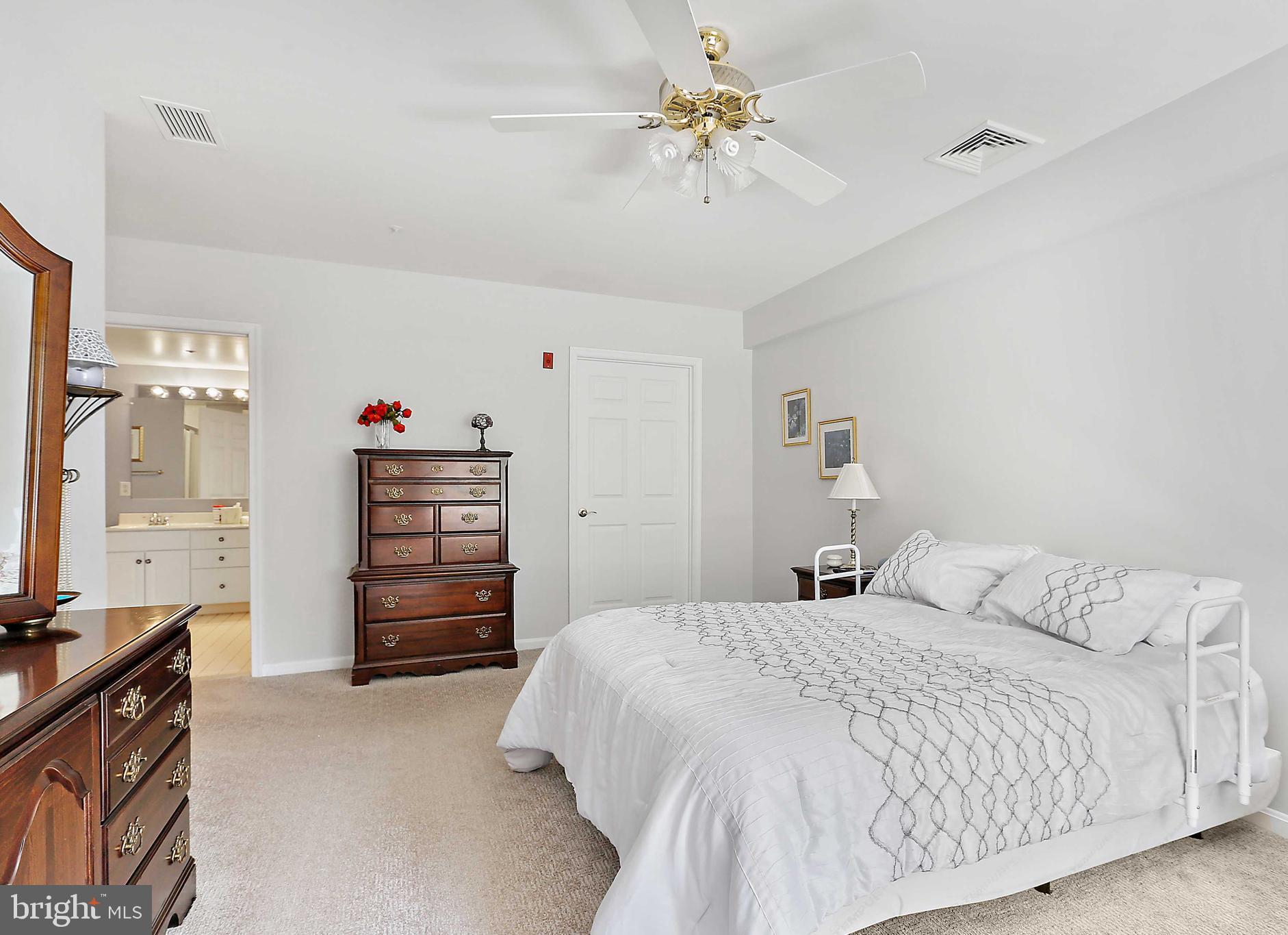 BELMONT FOREST - Residential