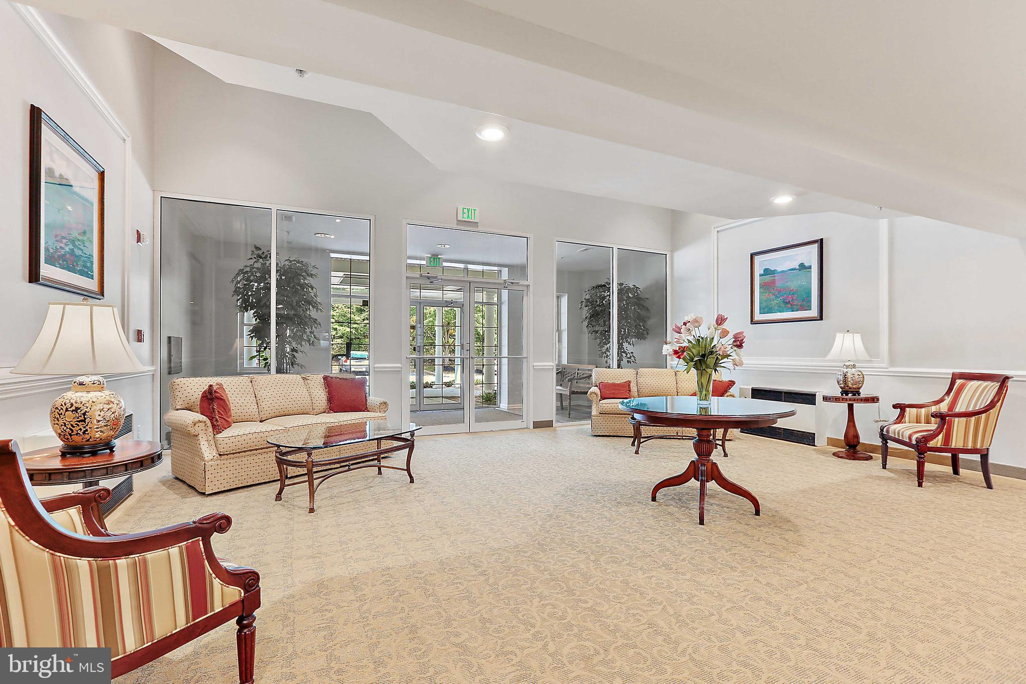 BELMONT FOREST - Residential