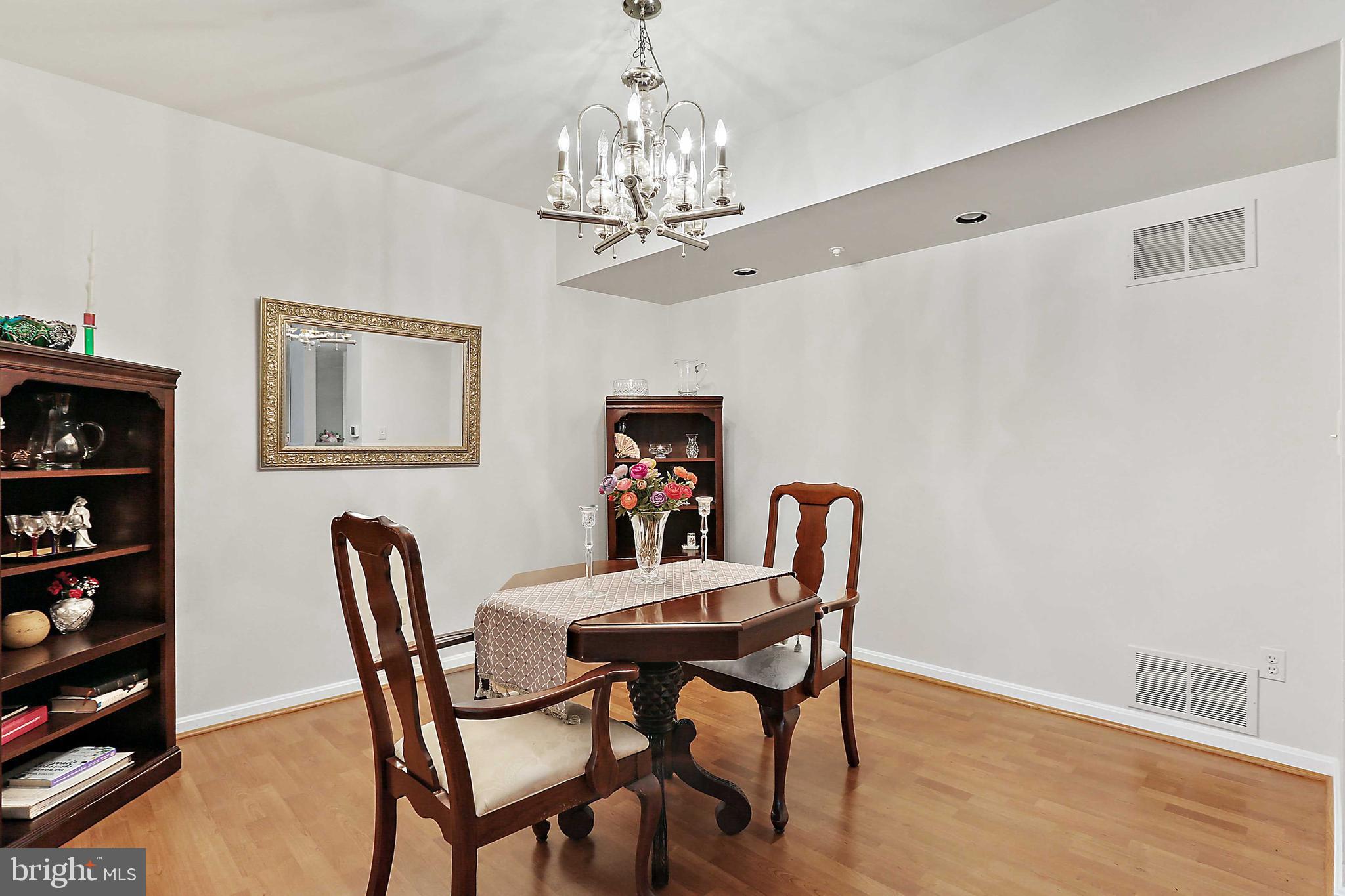 BELMONT FOREST - Residential