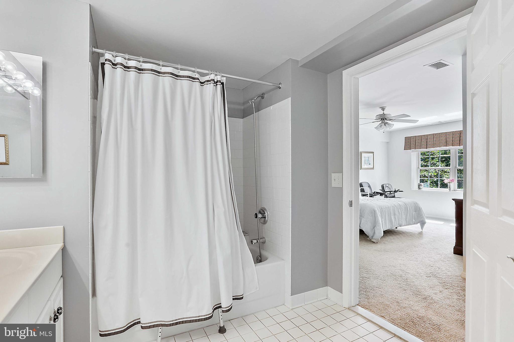 BELMONT FOREST - Residential