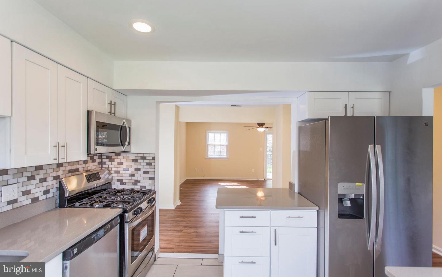 LAKE RIDGE - Residential Lease