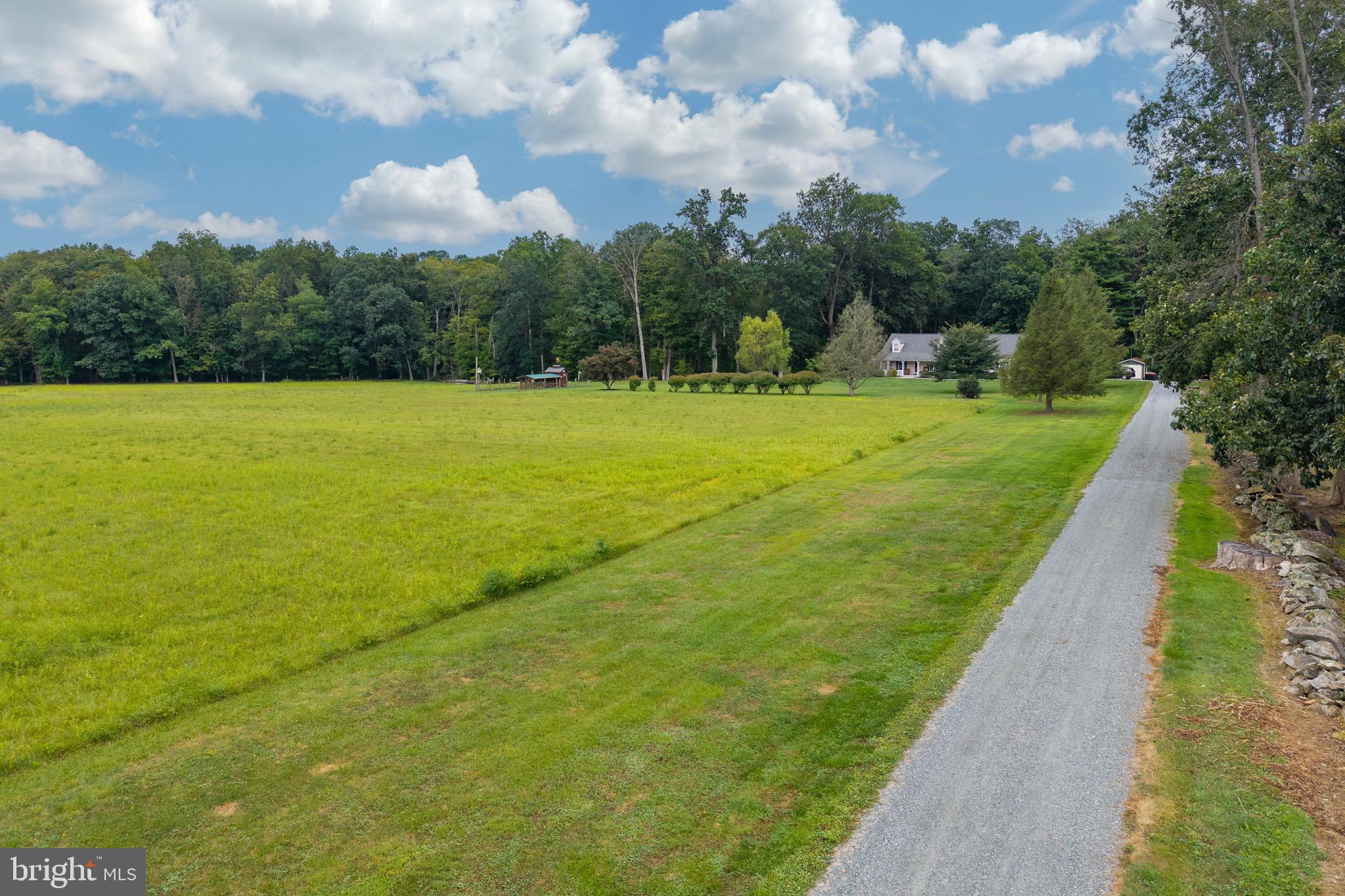 1360 N MANOR ROAD