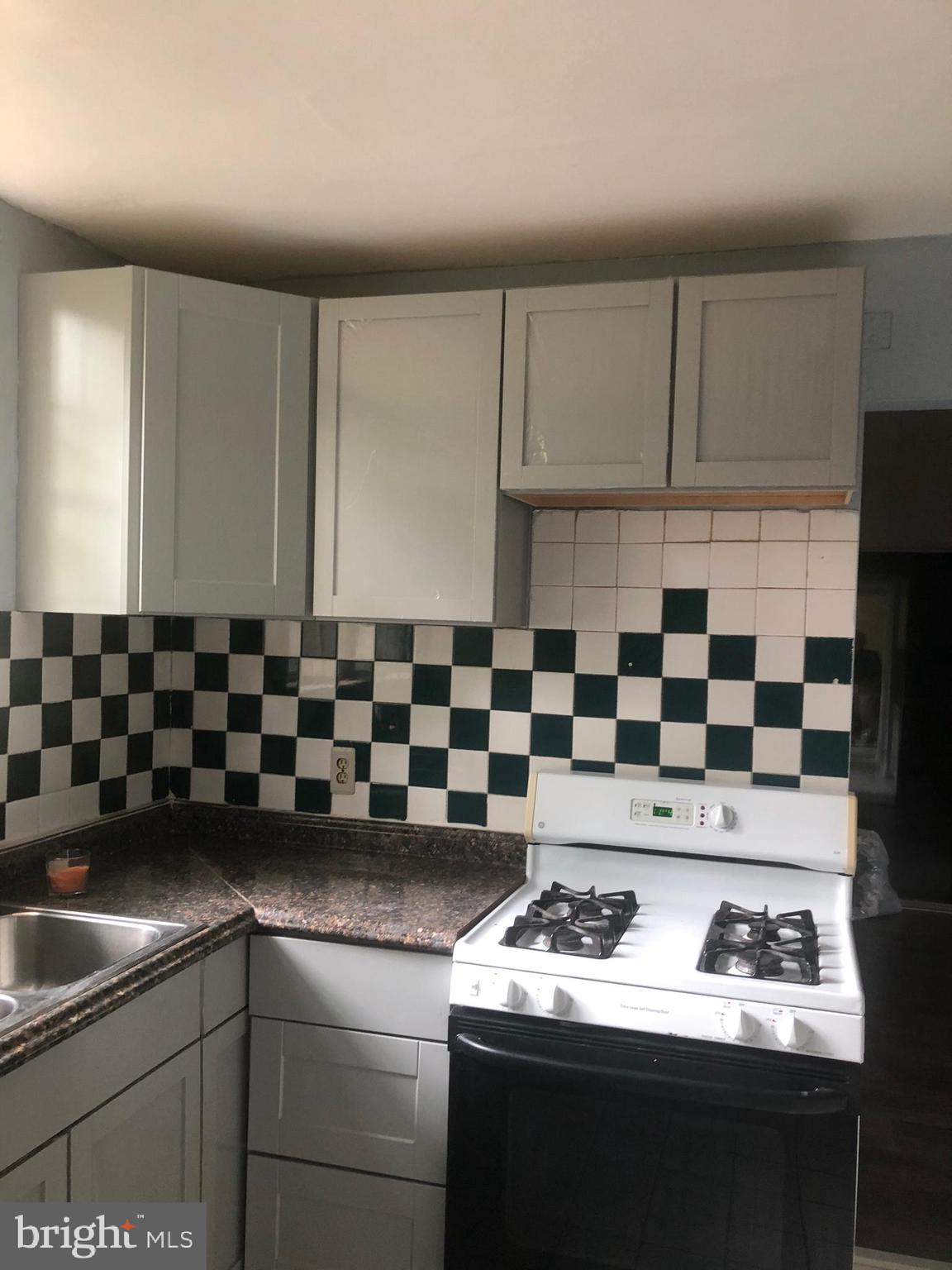 LAYTONIA - Residential