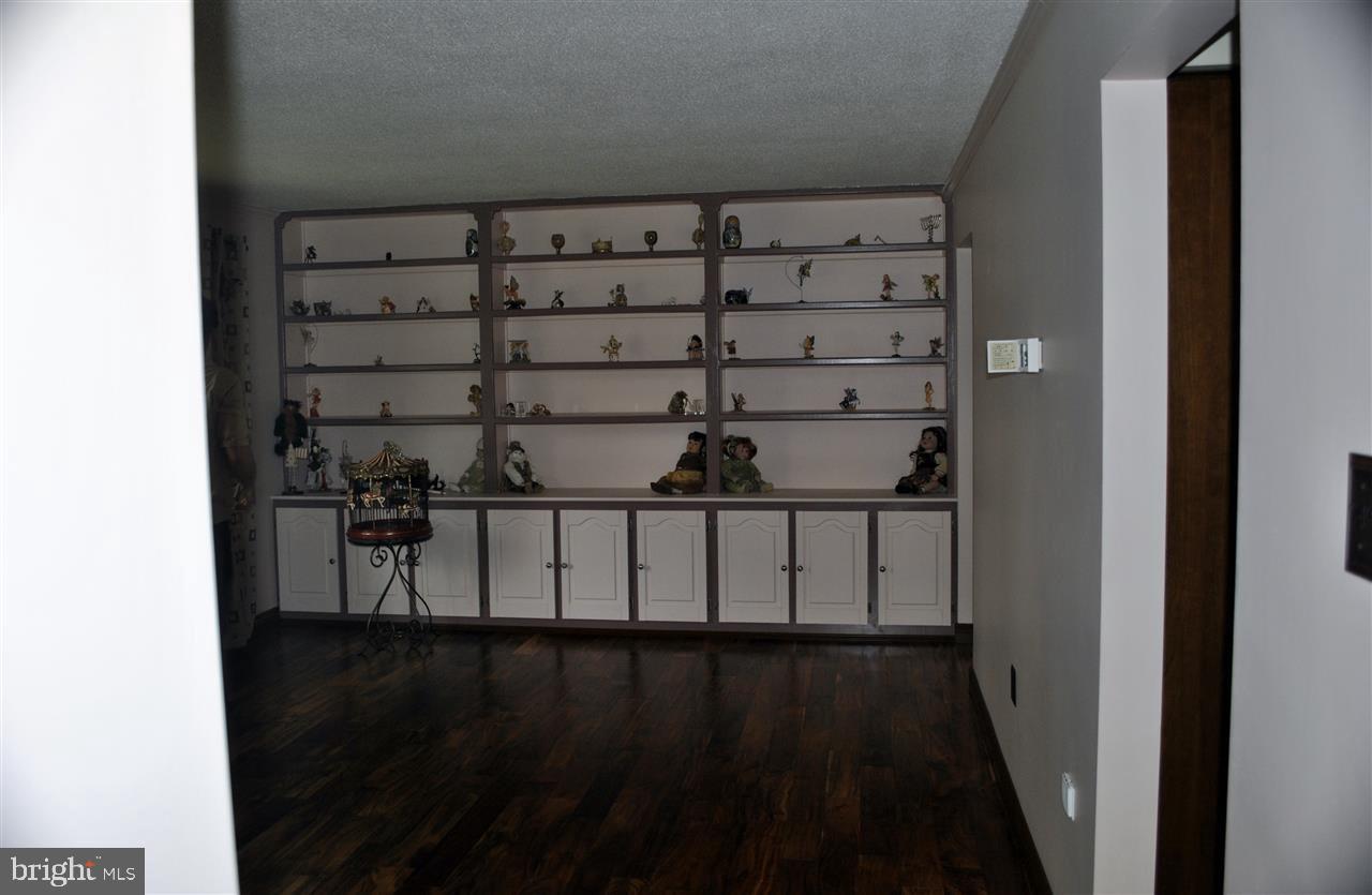 SOUTHERN FARMS - Residential