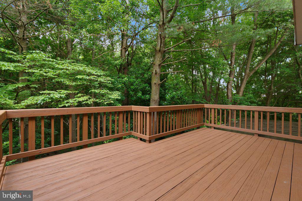 WOODLAND HILLS - Residential