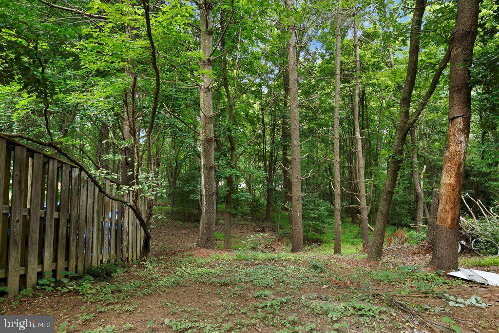 WOODLAND HILLS - Residential