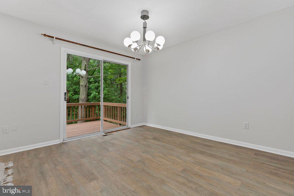 WOODLAND HILLS - Residential