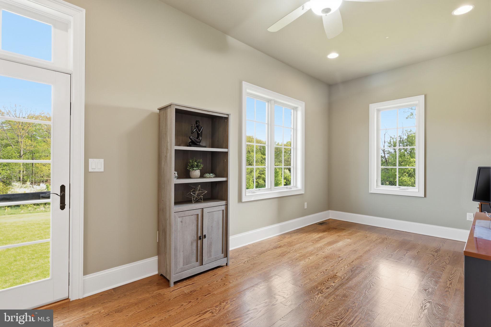 CREEKS BEND - Residential