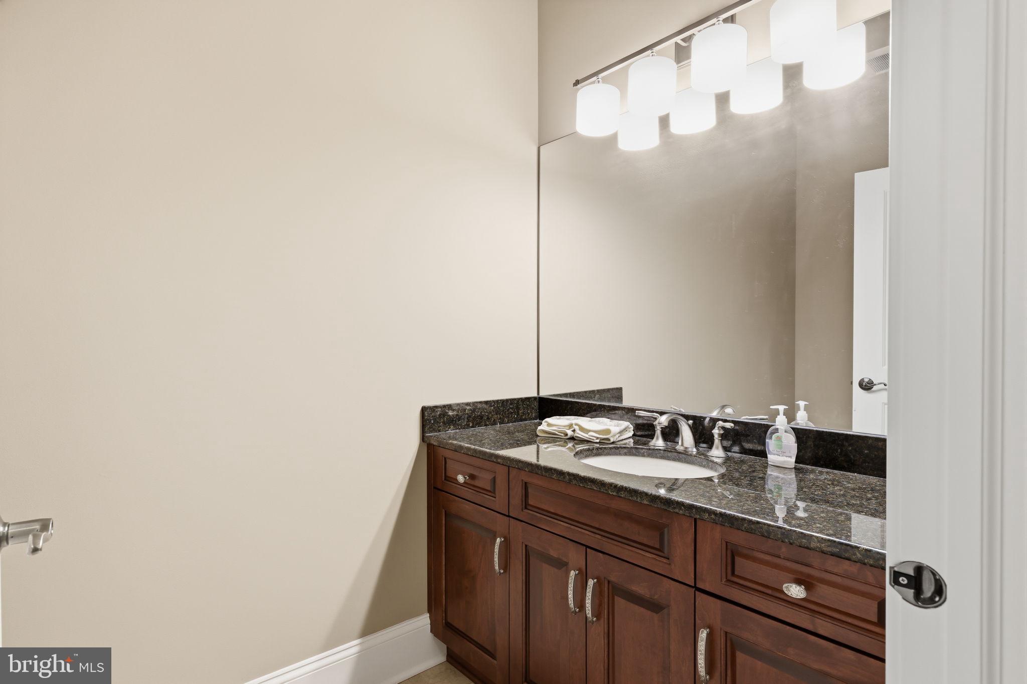 CREEKS BEND - Residential