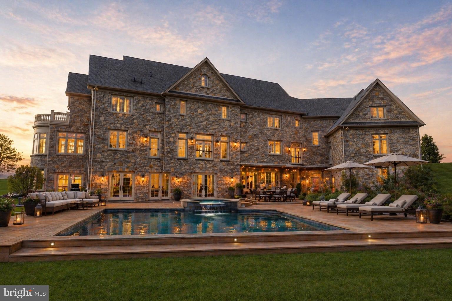 CREEKS BEND - Residential