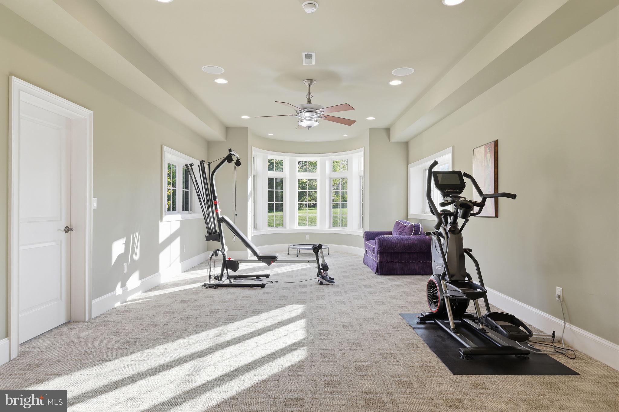 CREEKS BEND - Residential