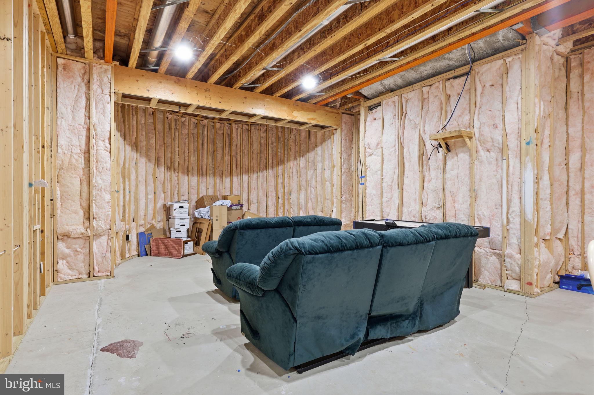 CREEKS BEND - Residential