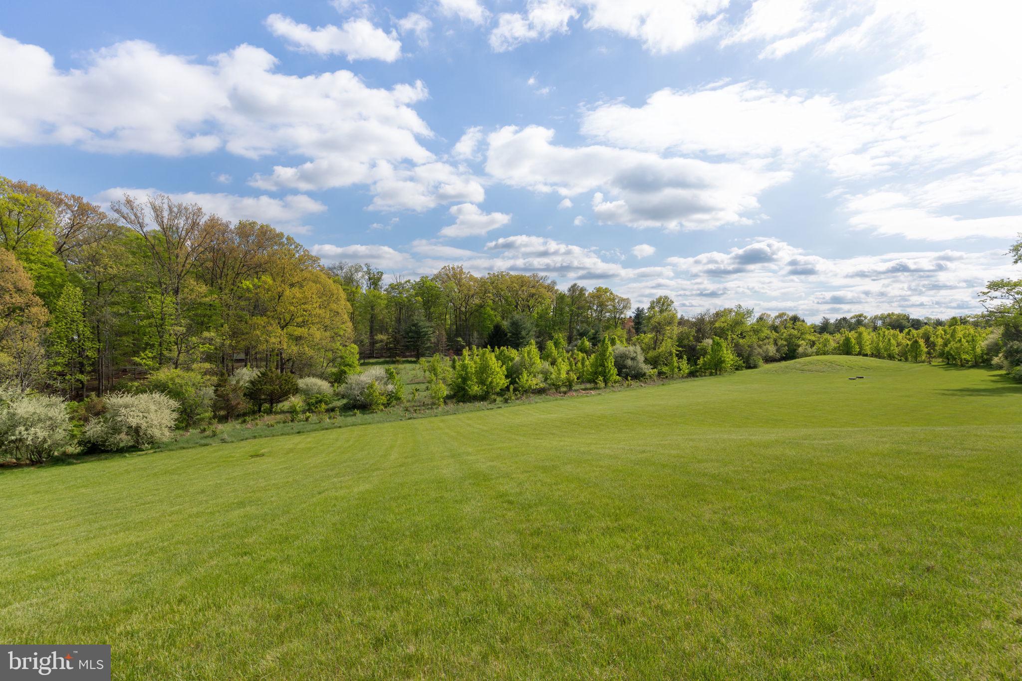 CREEKS BEND - Residential