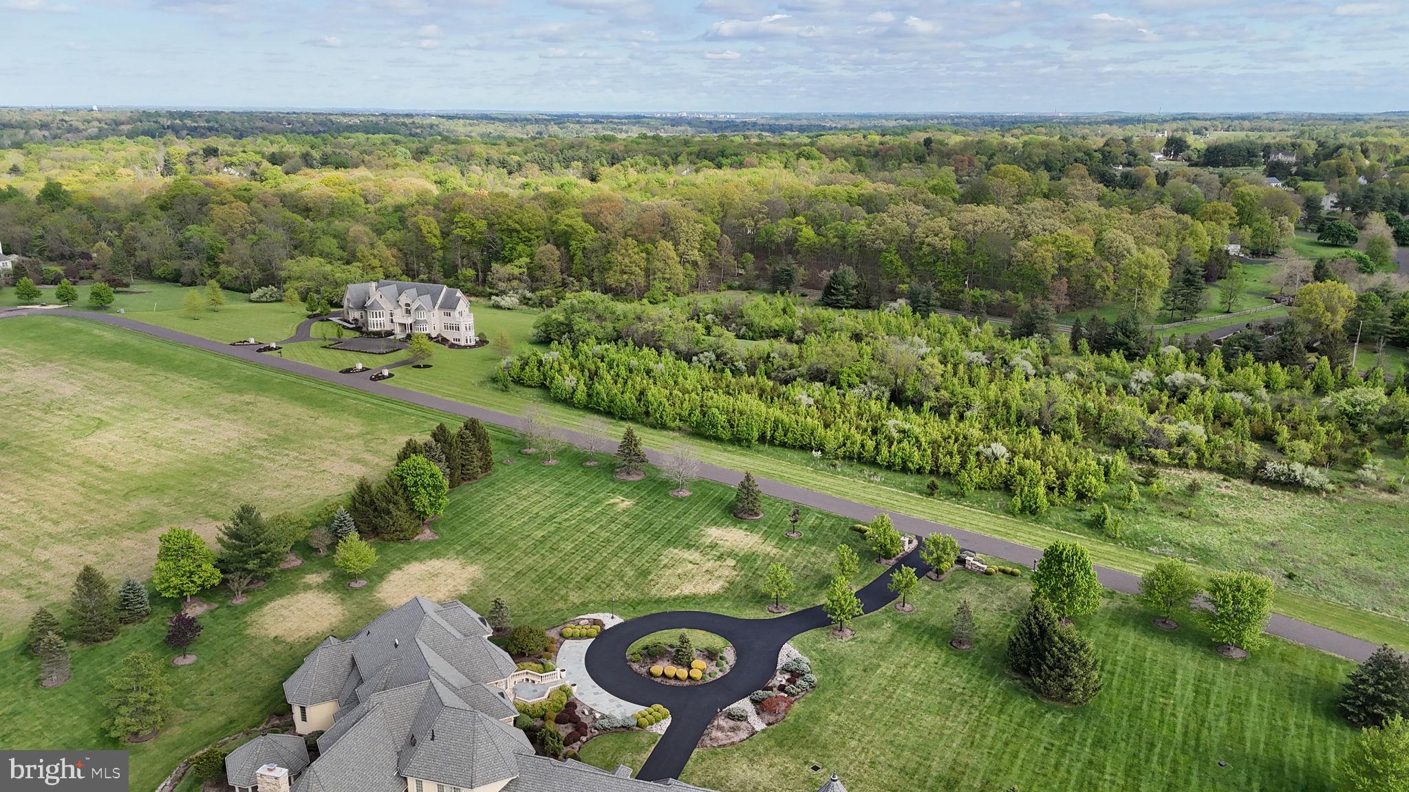 CREEKS BEND - Residential