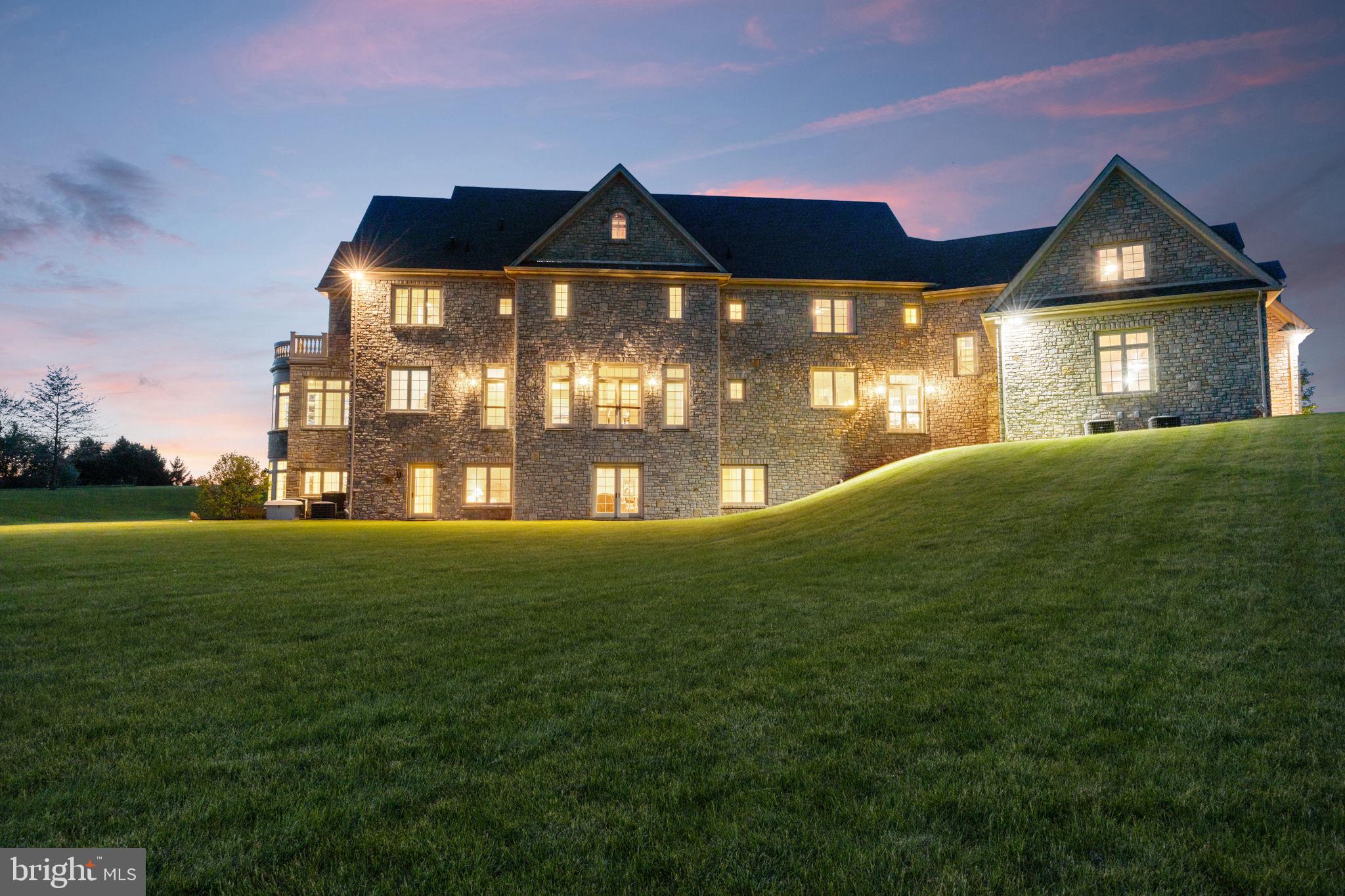 CREEKS BEND - Residential