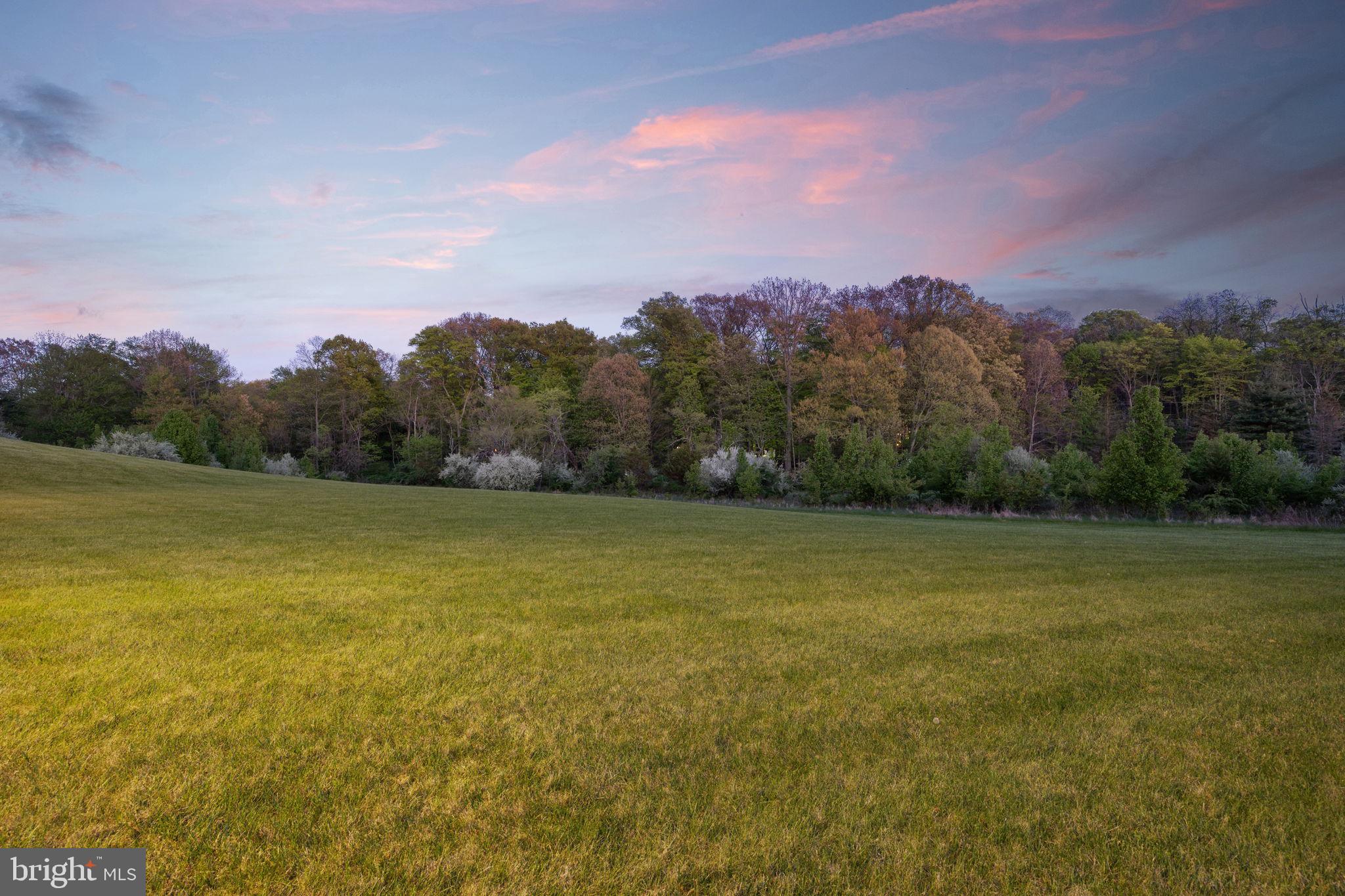 CREEKS BEND - Residential