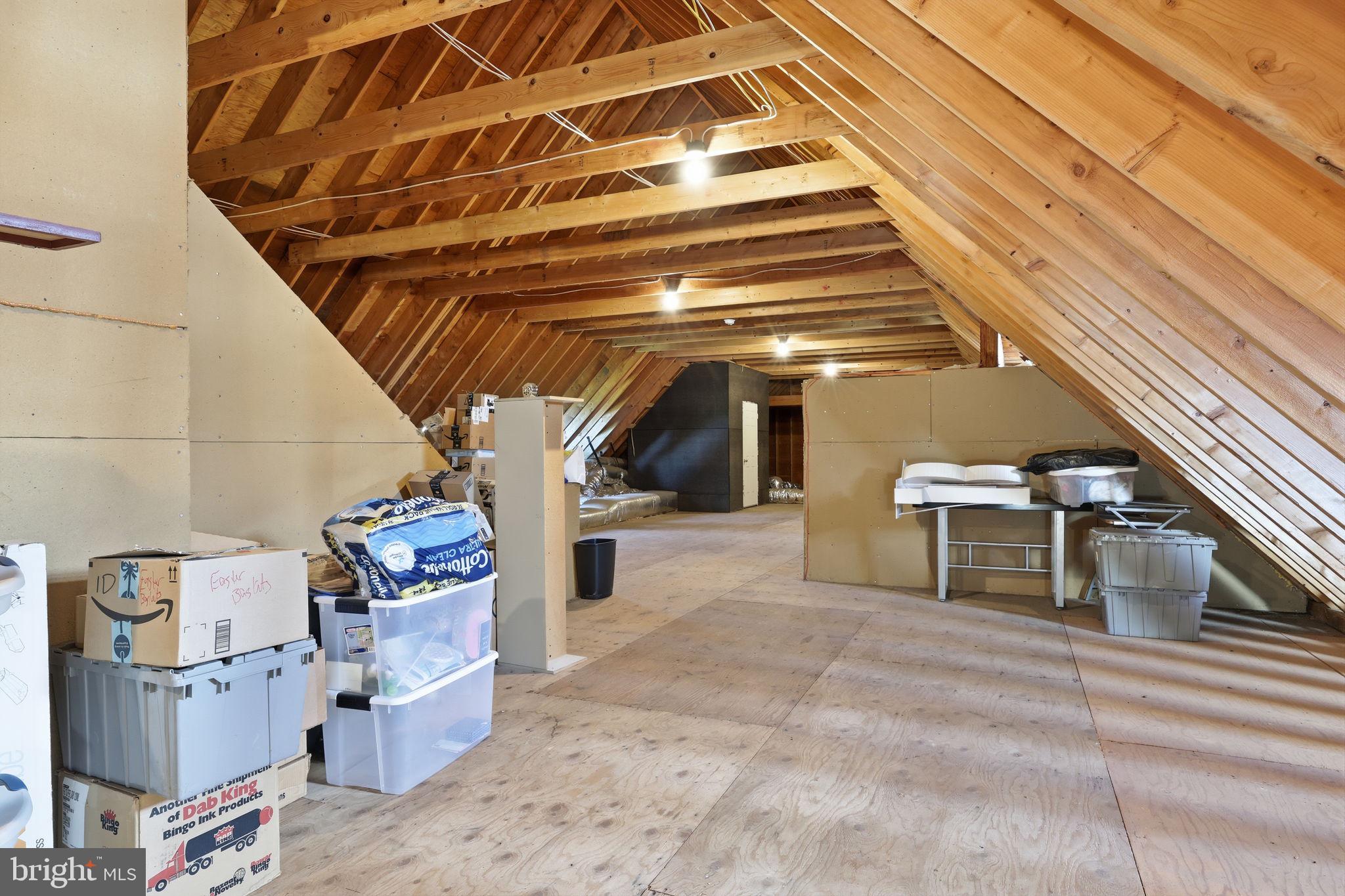 CREEKS BEND - Residential