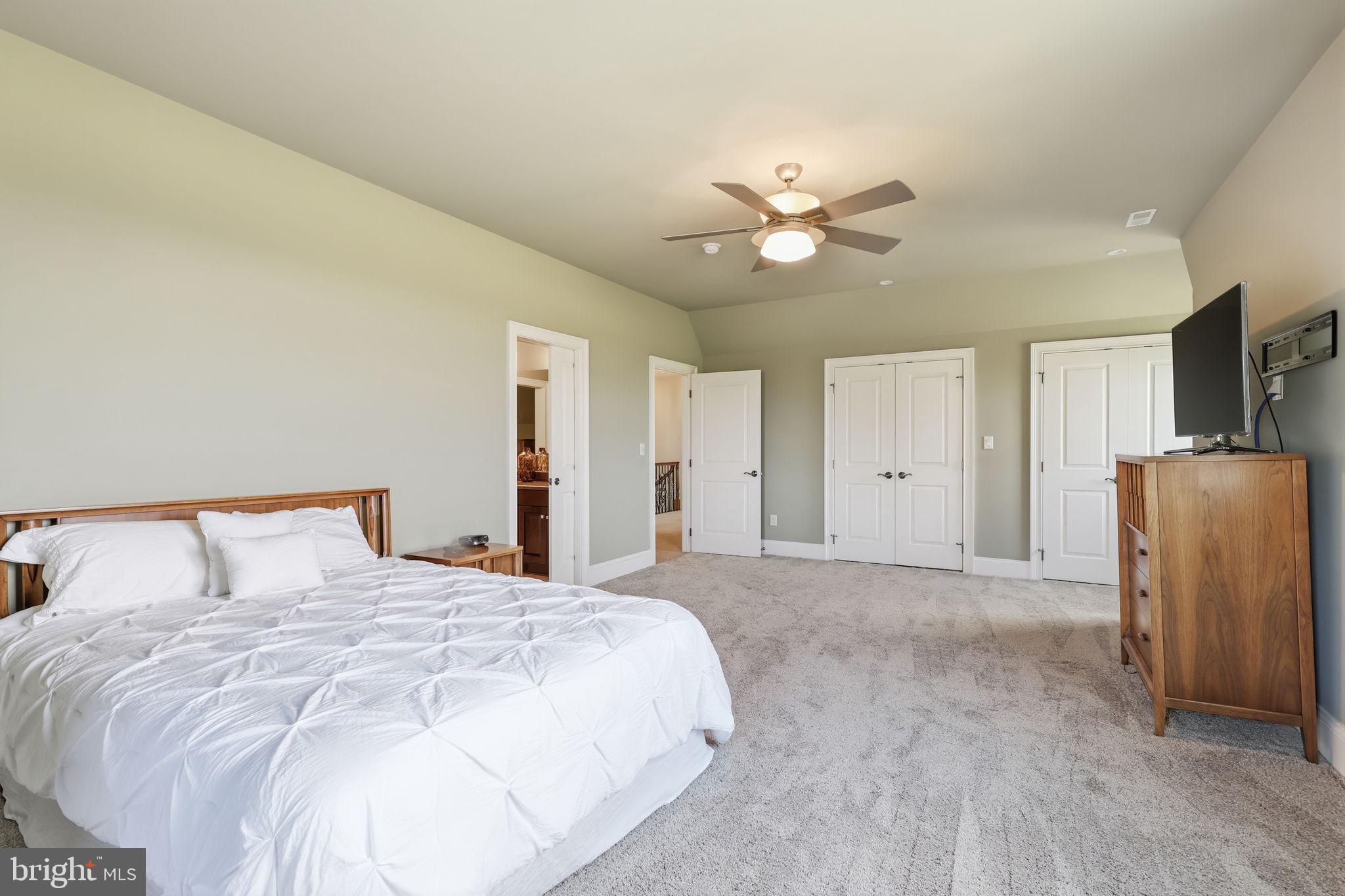 CREEKS BEND - Residential