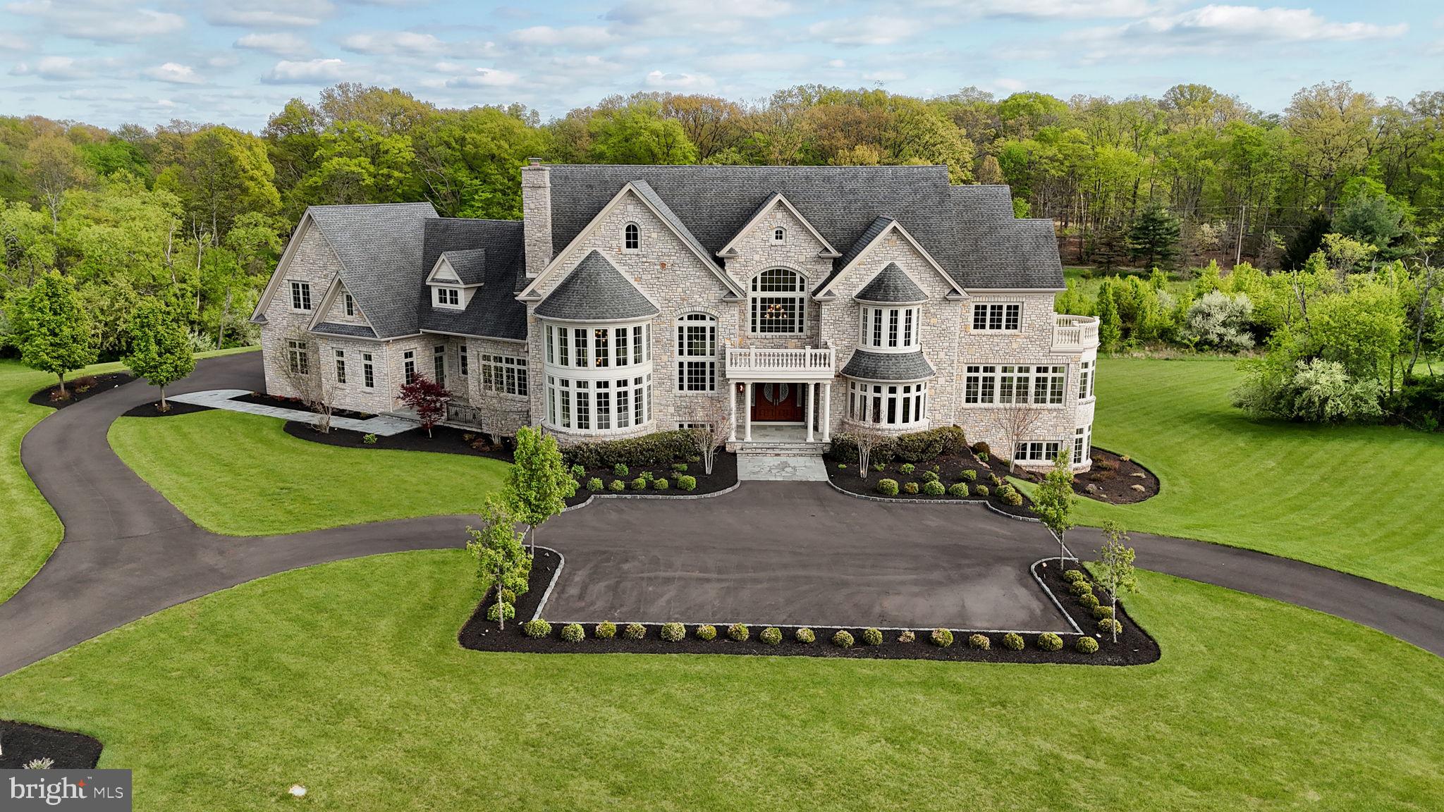 CREEKS BEND - Residential