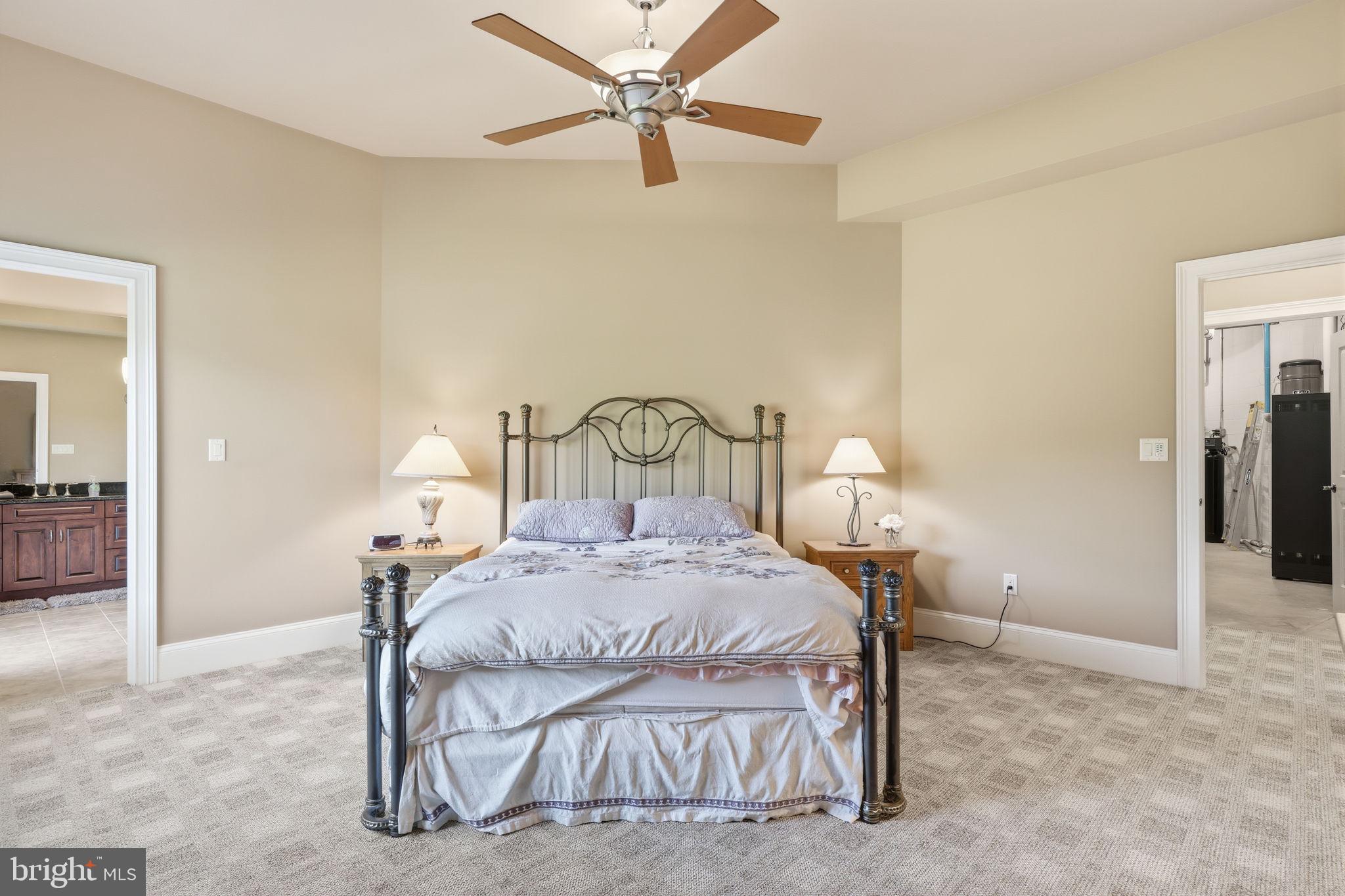 CREEKS BEND - Residential