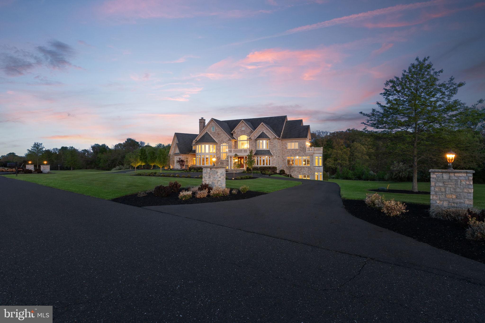 CREEKS BEND - Residential