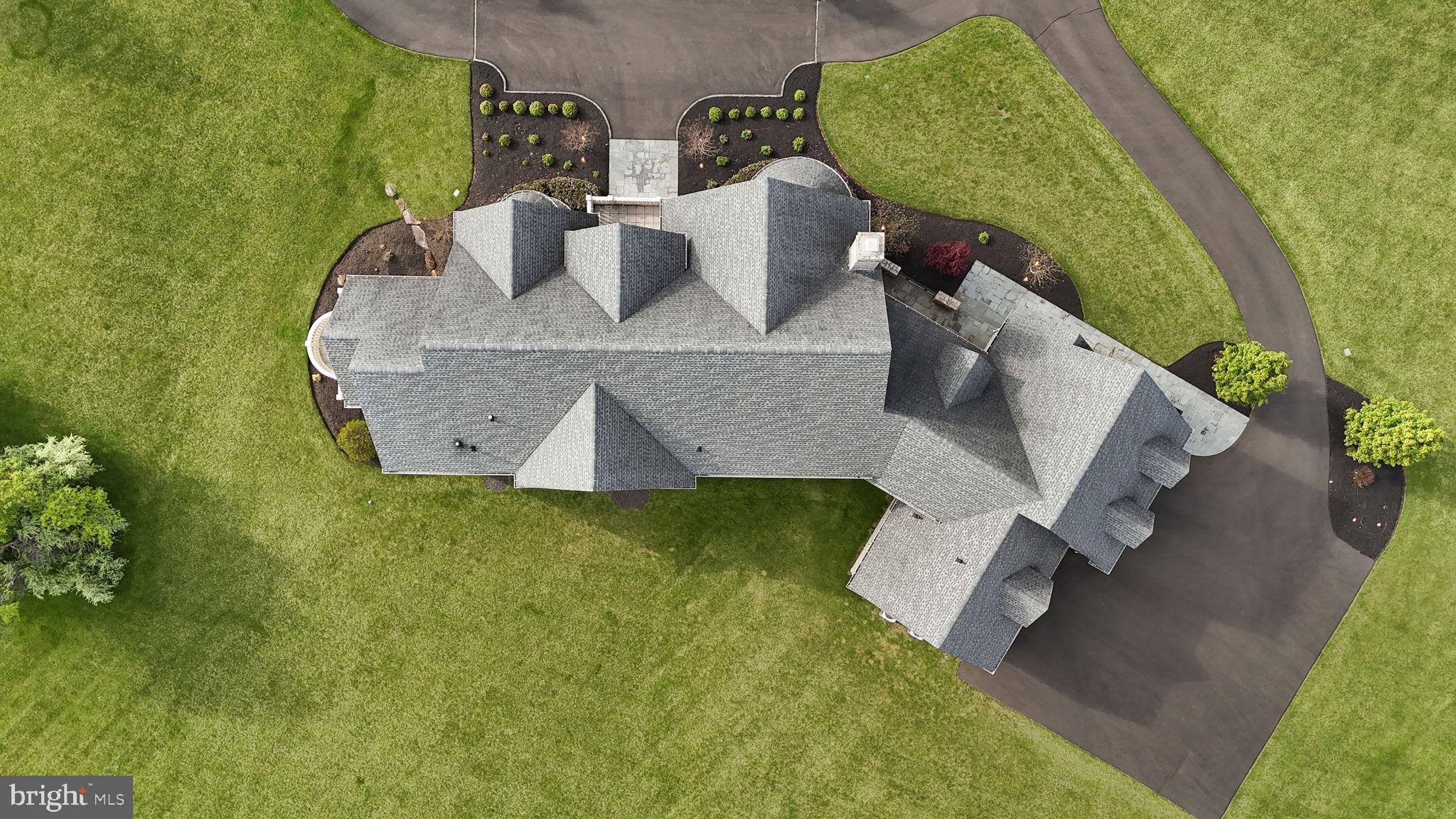 CREEKS BEND - Residential