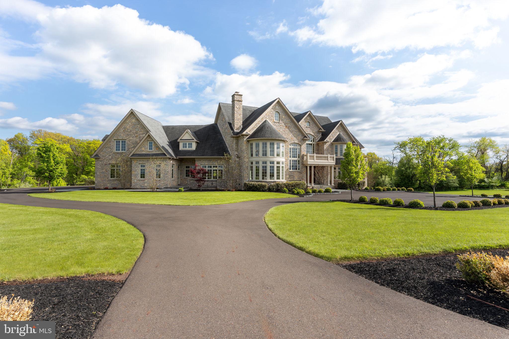 CREEKS BEND - Residential