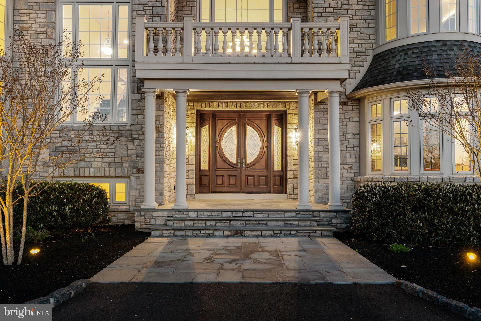 CREEKS BEND - Residential