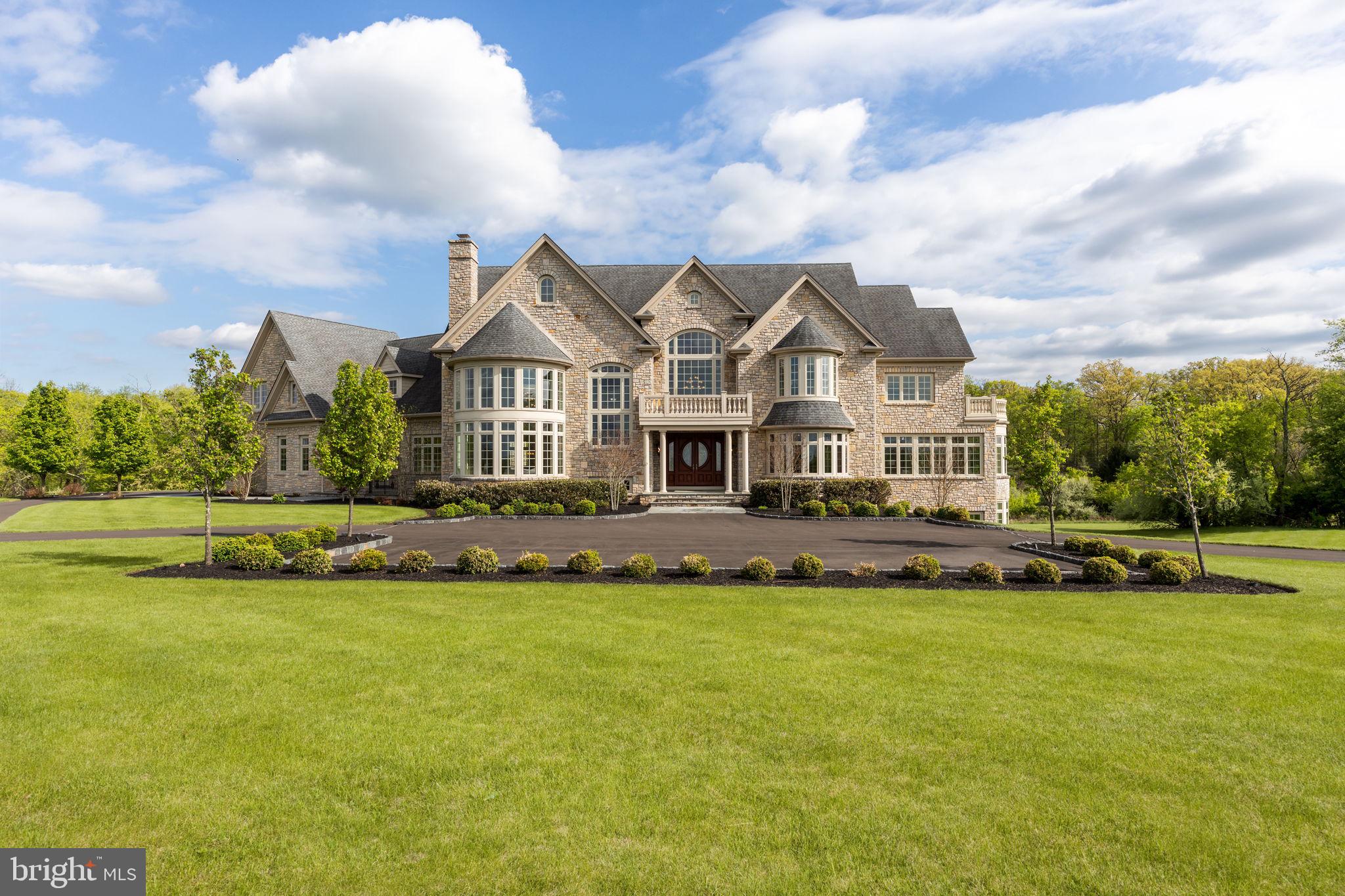 CREEKS BEND - Residential