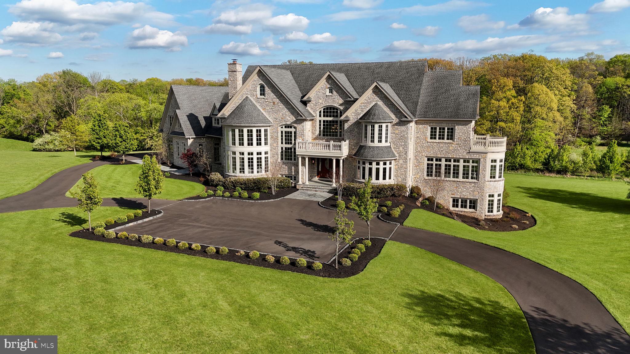 CREEKS BEND - Residential