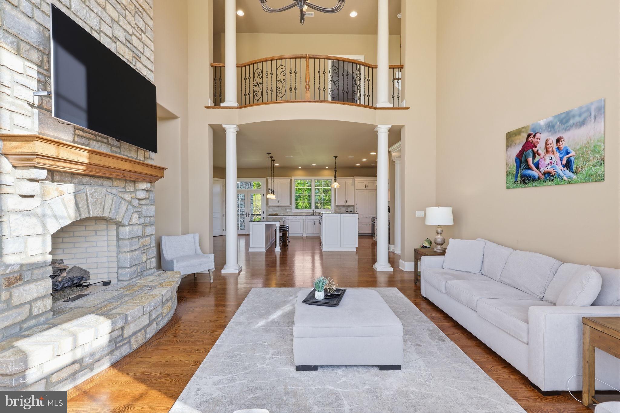 CREEKS BEND - Residential