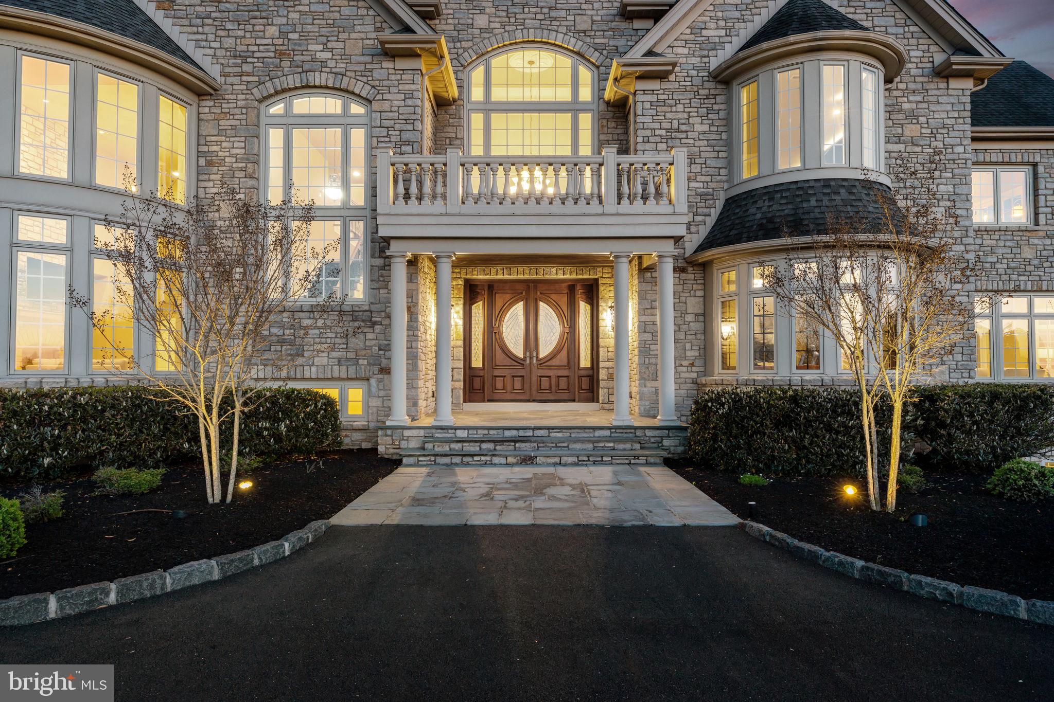 CREEKS BEND - Residential