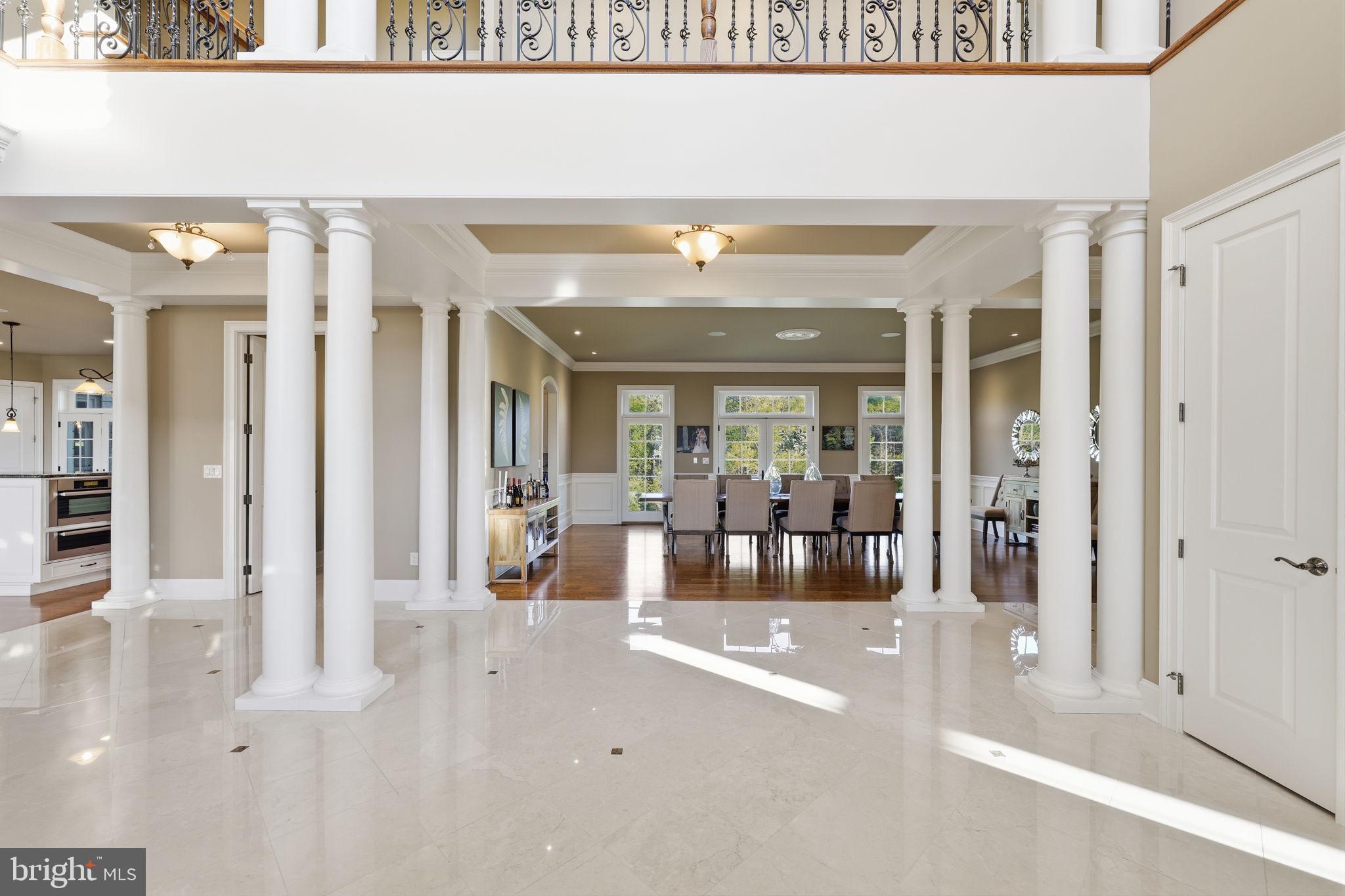 CREEKS BEND - Residential