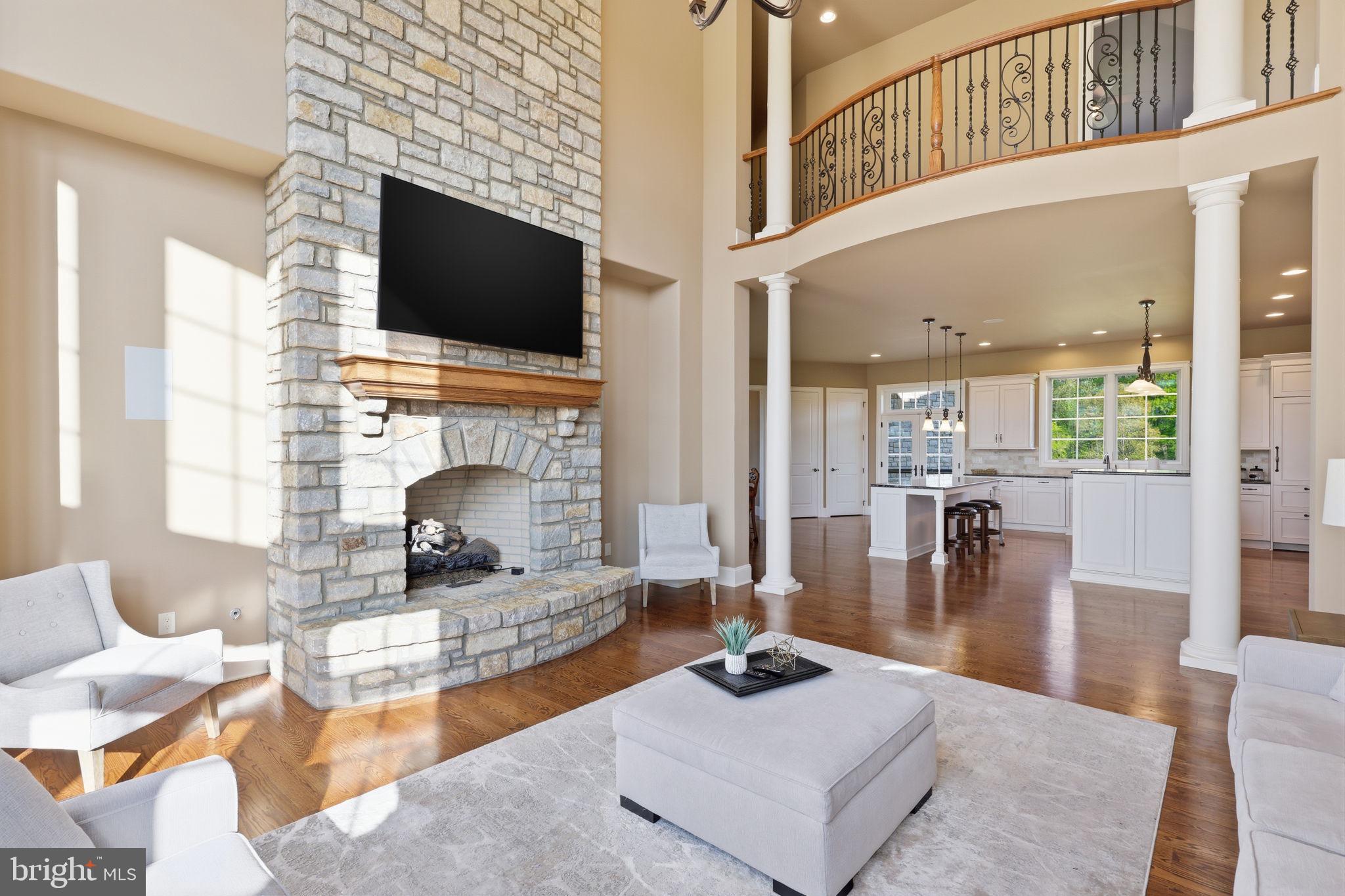 CREEKS BEND - Residential