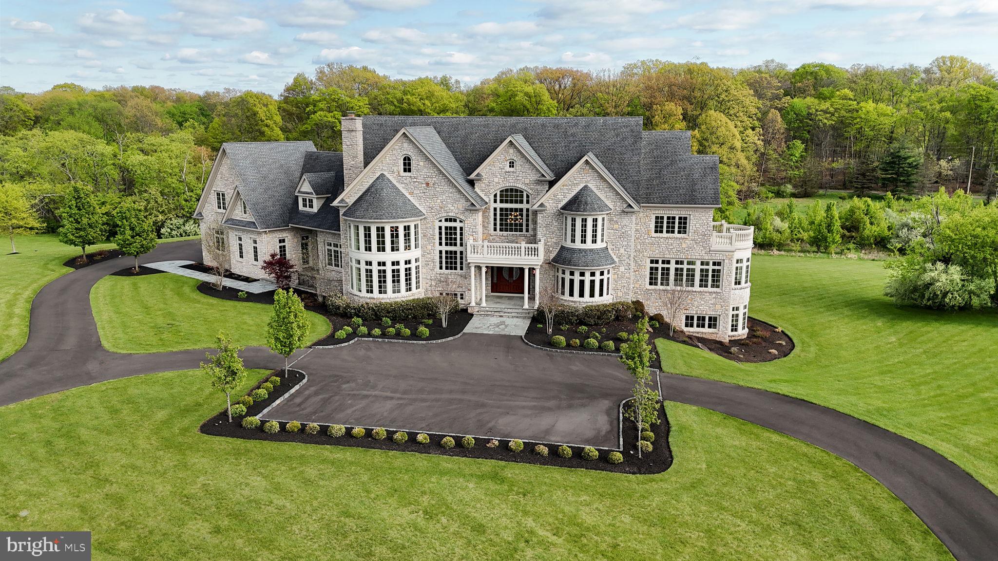 CREEKS BEND - Residential