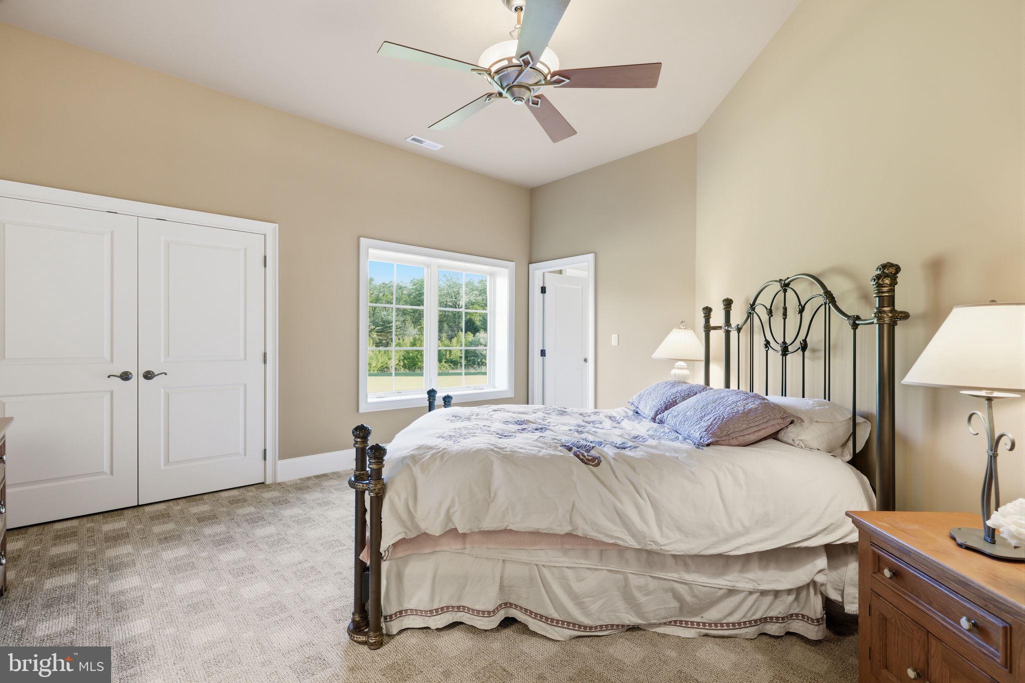 CREEKS BEND - Residential