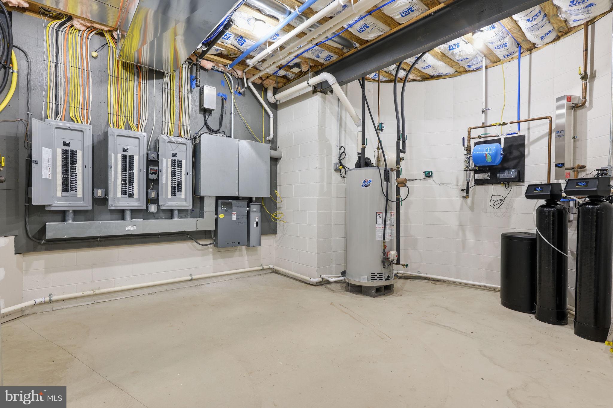 CREEKS BEND - Residential