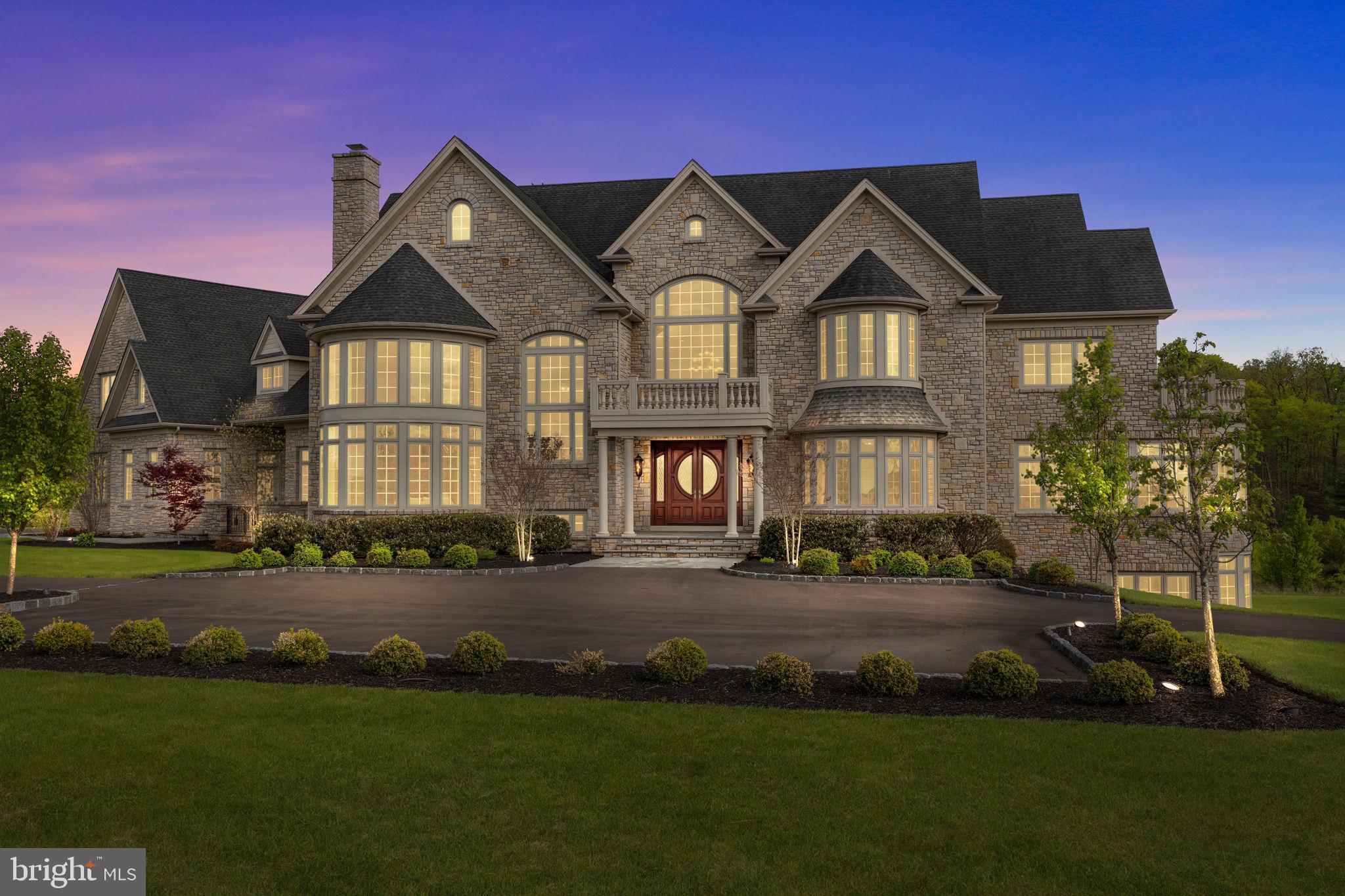 10 STONEBRIDGE CROSSING ROAD