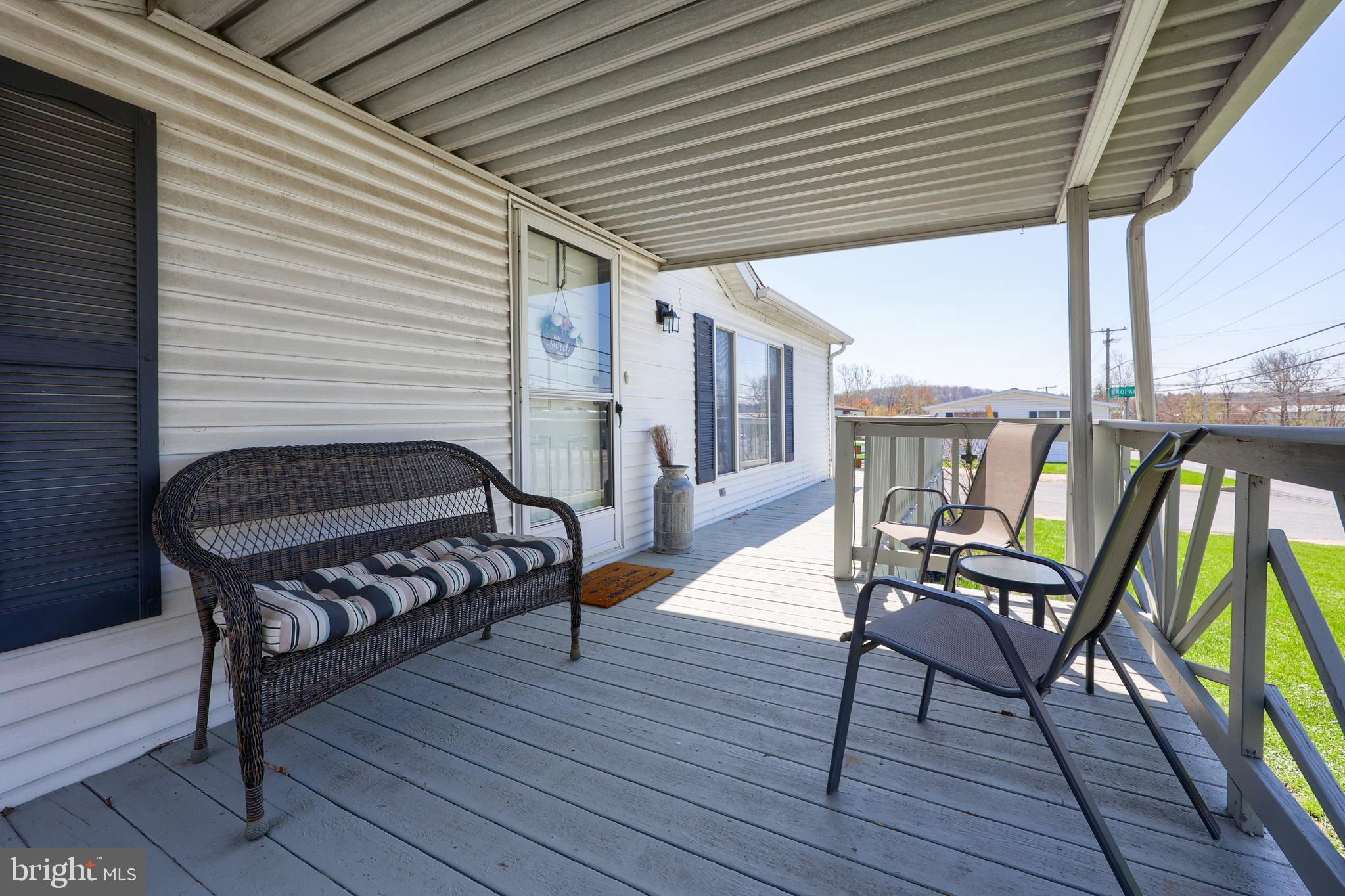 937 OPAL STREET
