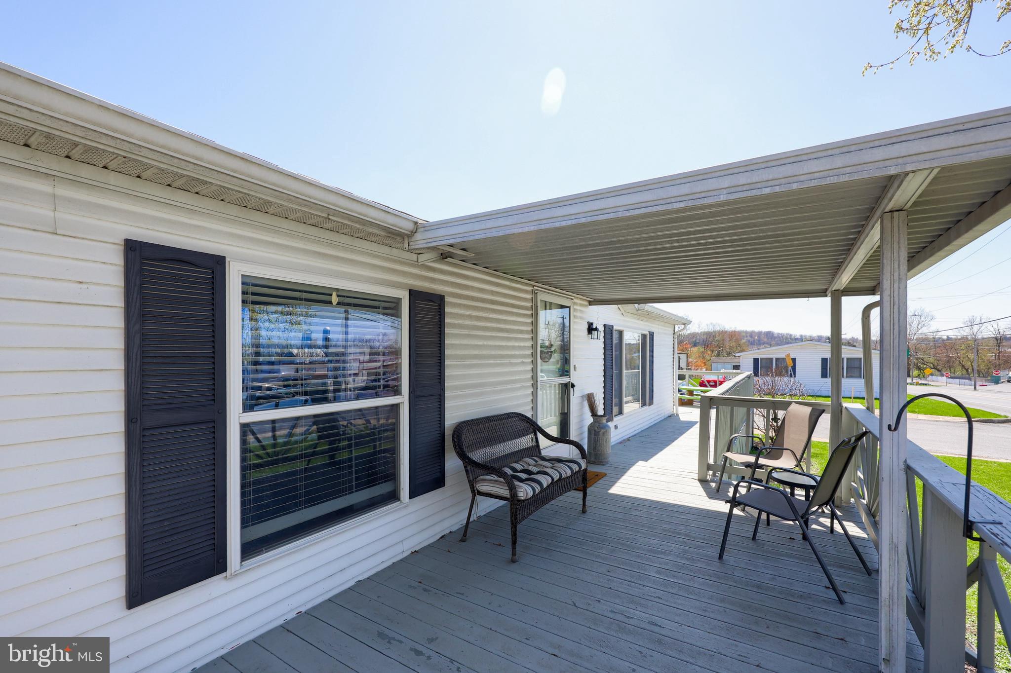 937 OPAL STREET