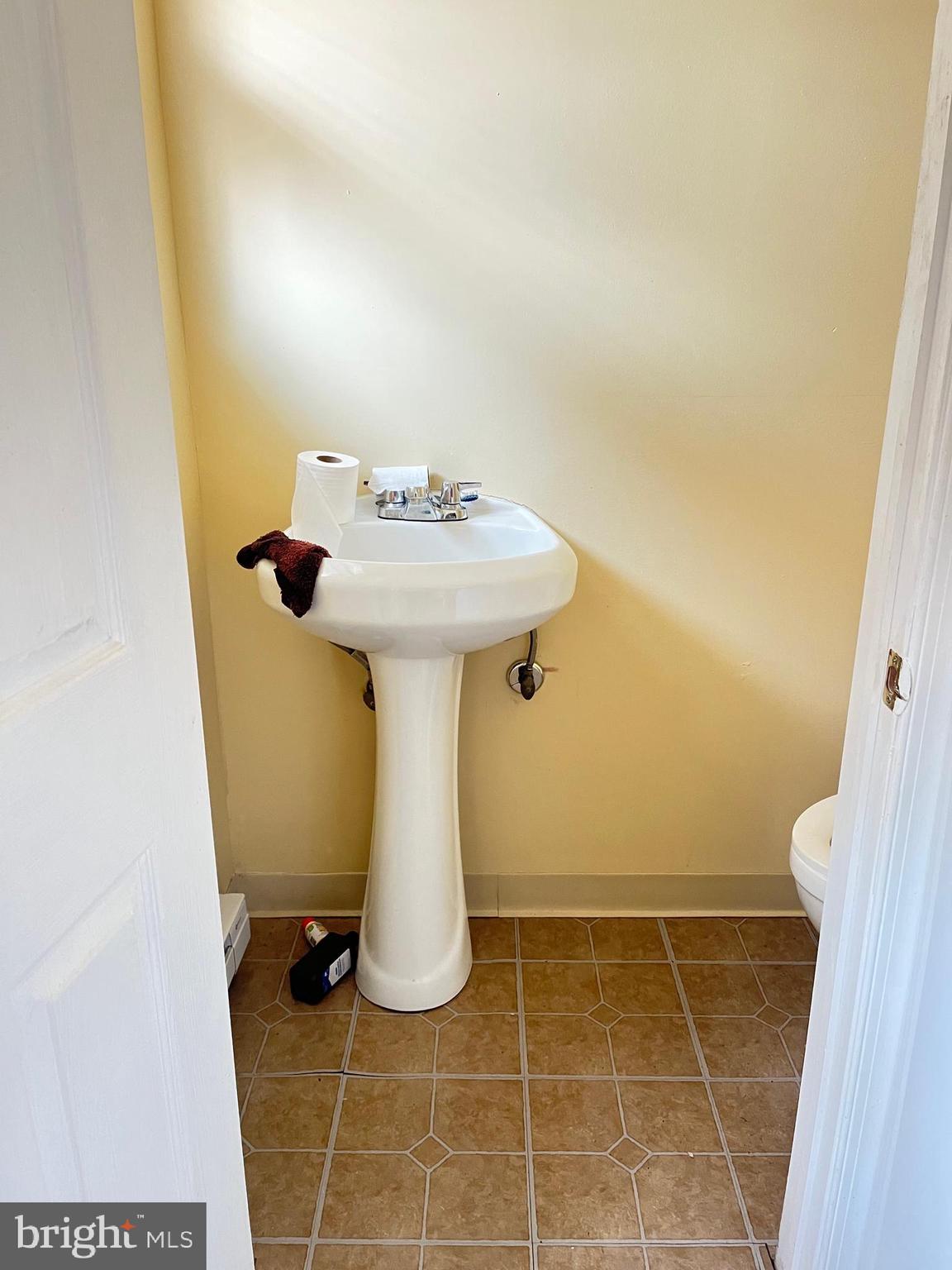 ELMWOOD PARK - Residential