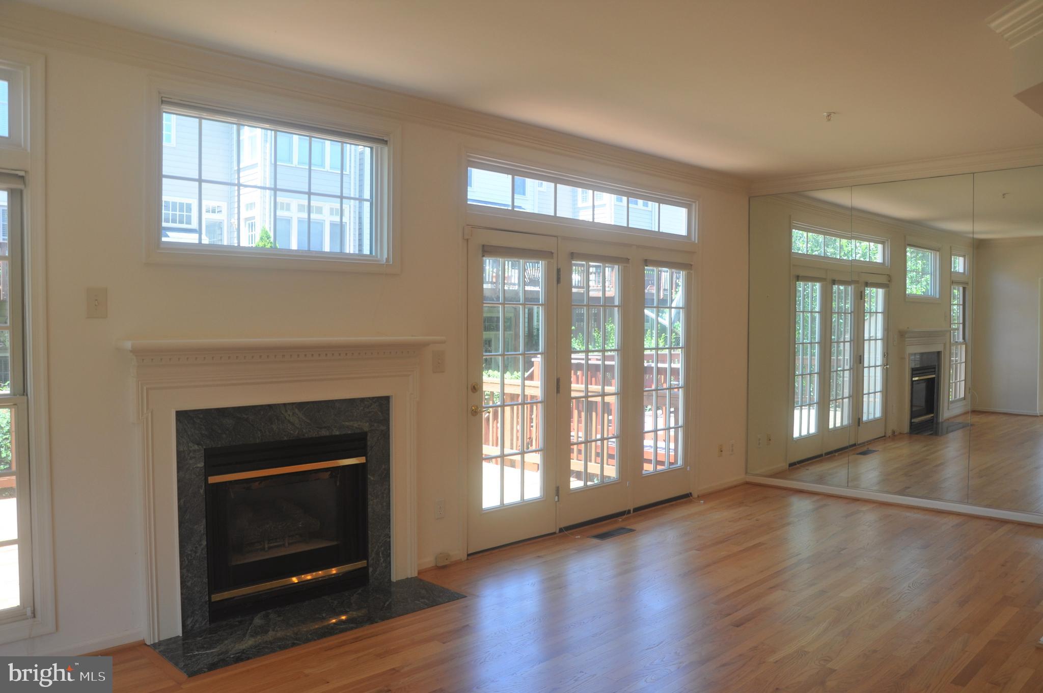 AMBERWOOD - Residential Lease