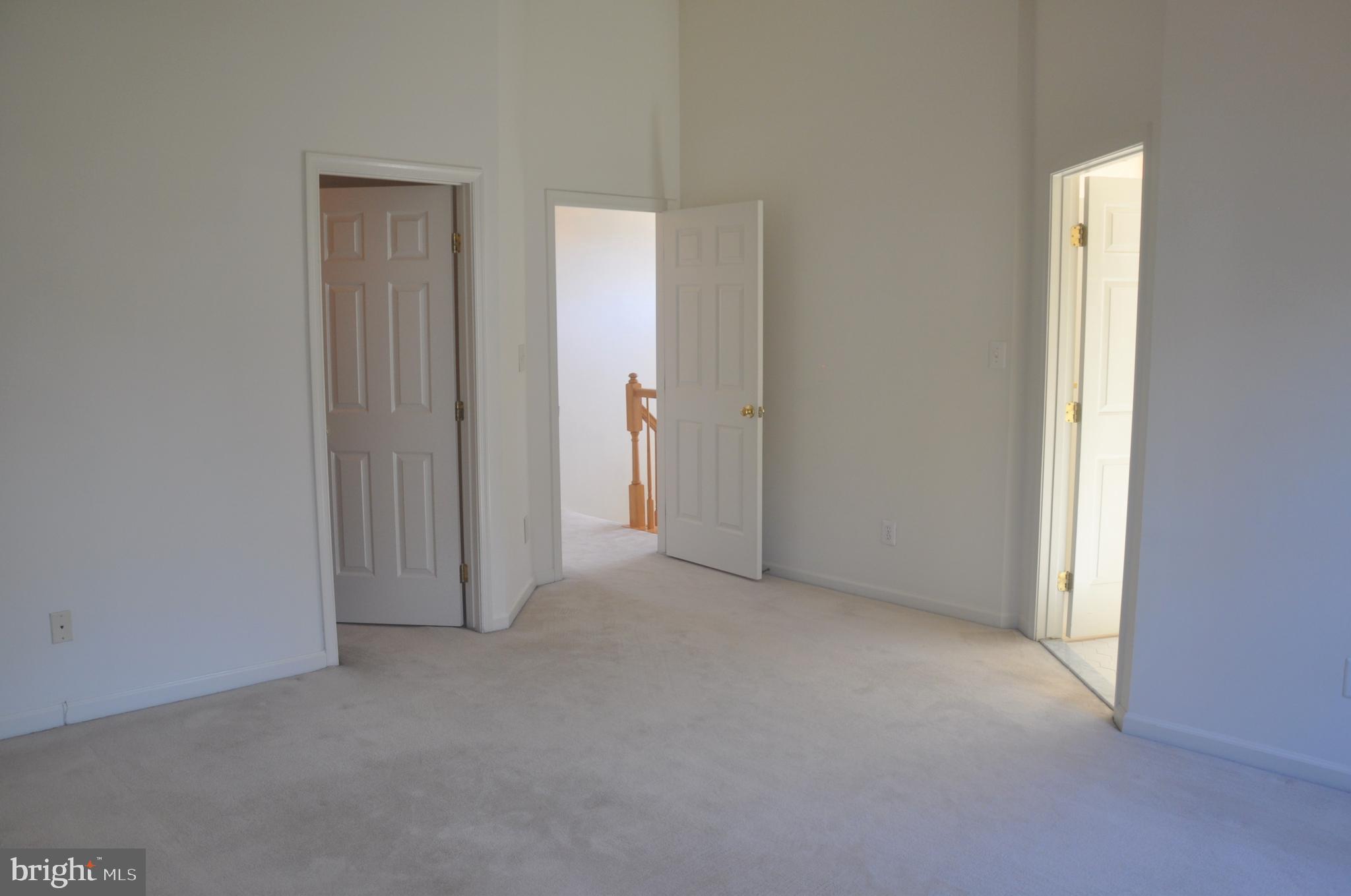 AMBERWOOD - Residential Lease