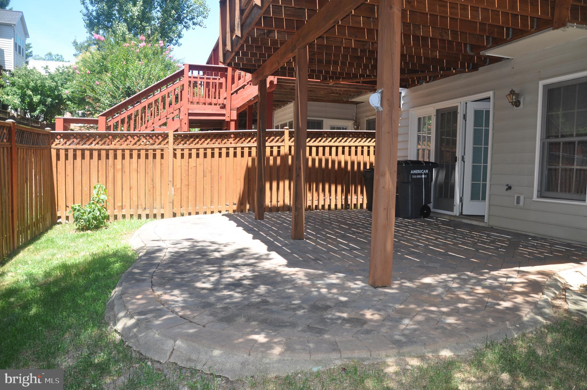 AMBERWOOD - Residential Lease